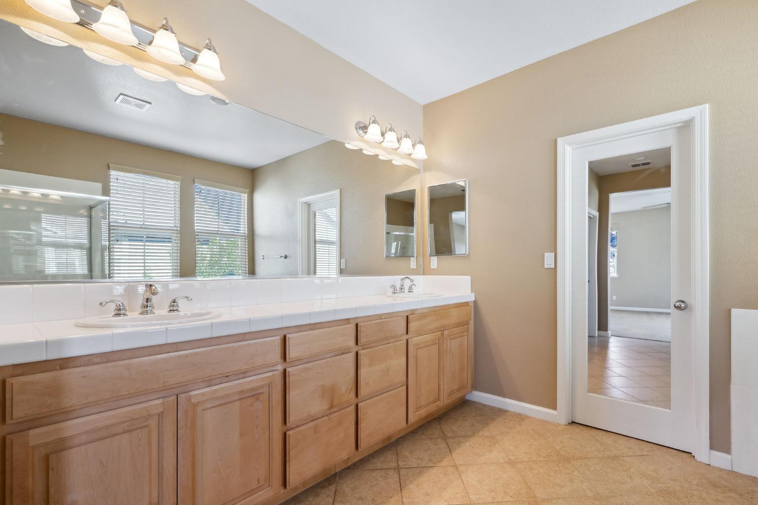 20865 Grapevine Drive