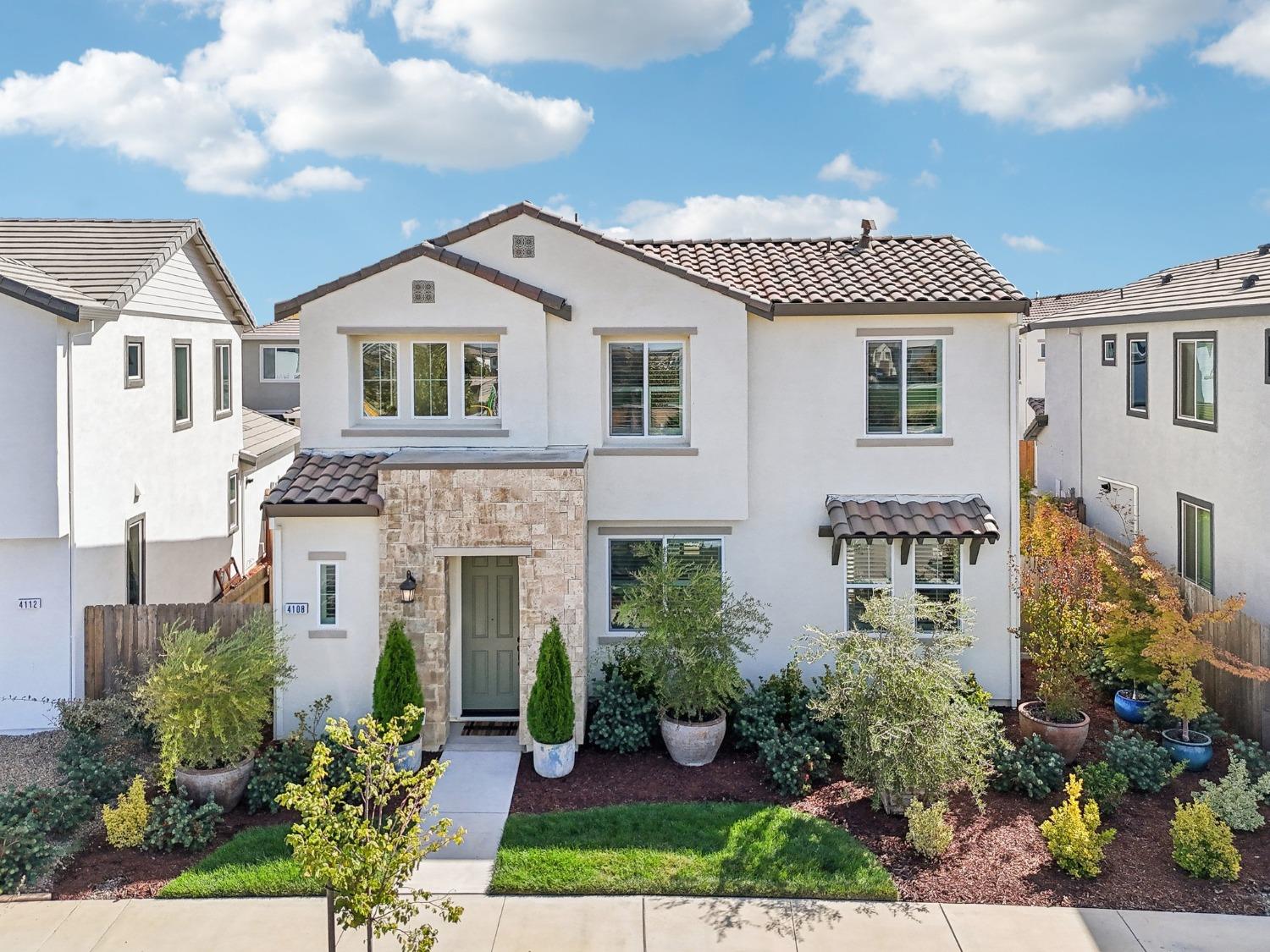 4108 Mackerricher Way