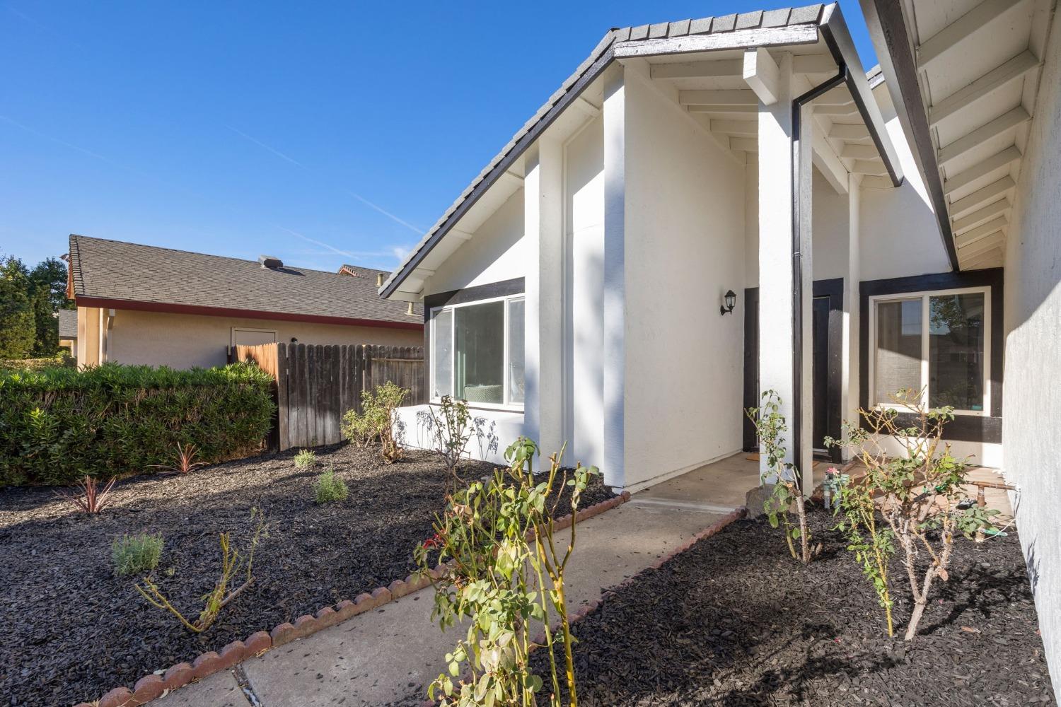 8991 Prairie Trail Way