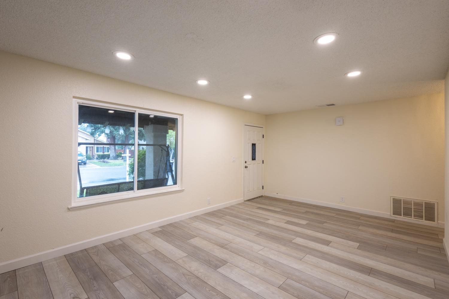 6413 Carmelwood Drive