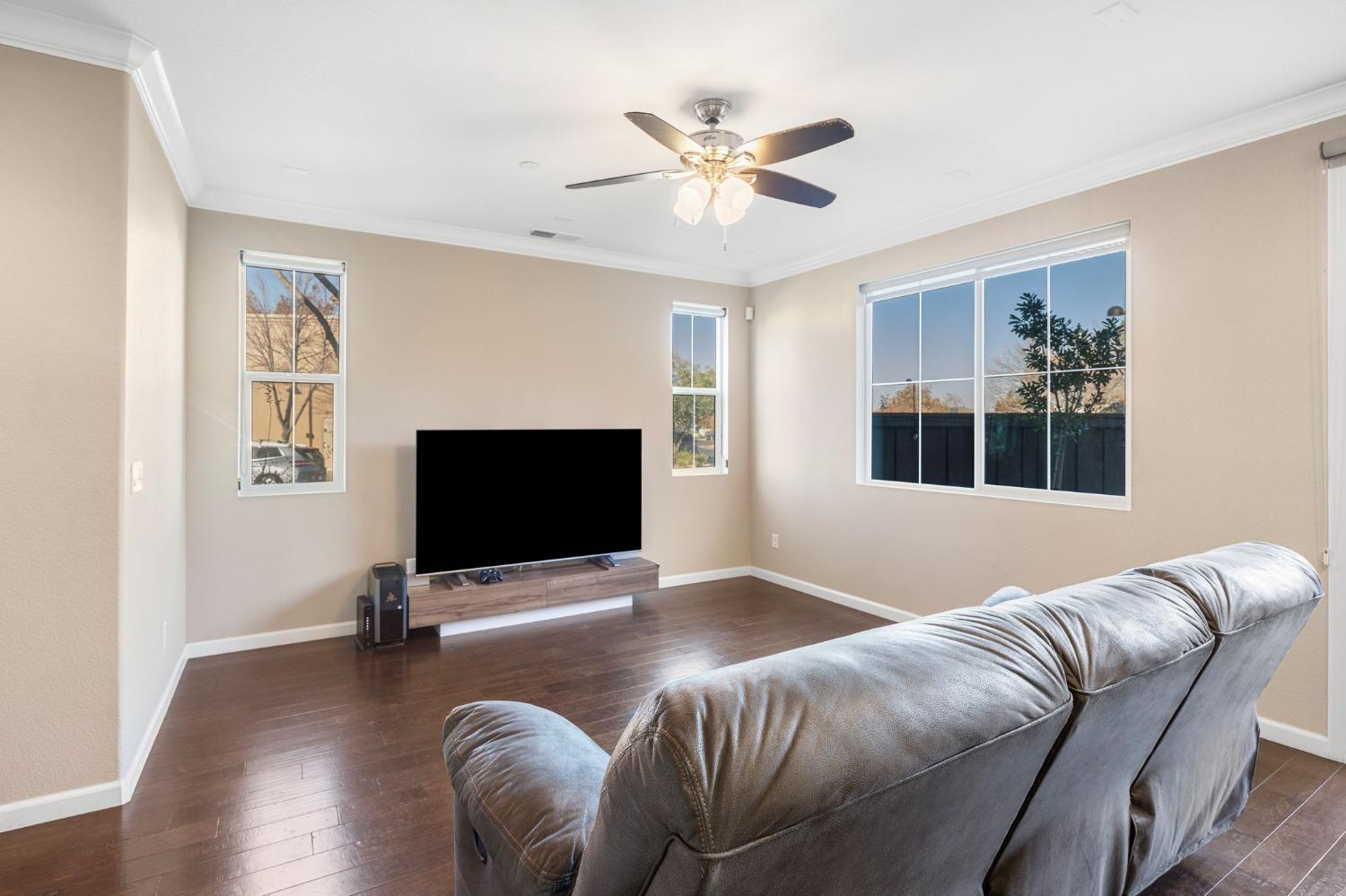 318 Barnhill Drive