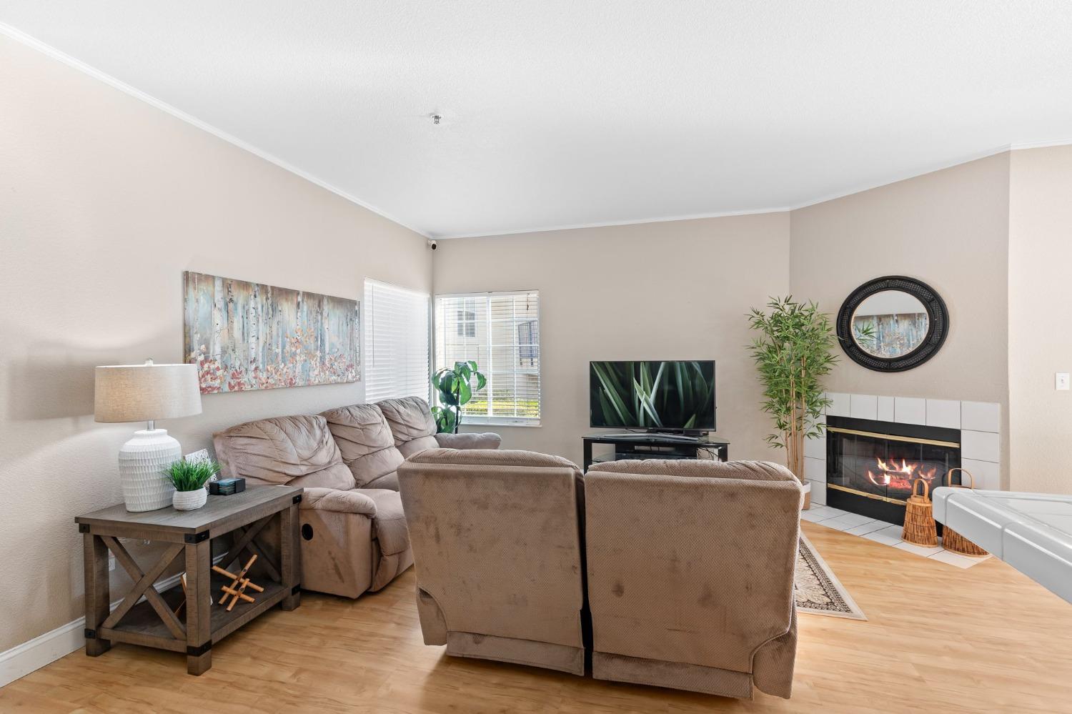 403 Beachcomber Drive 1020