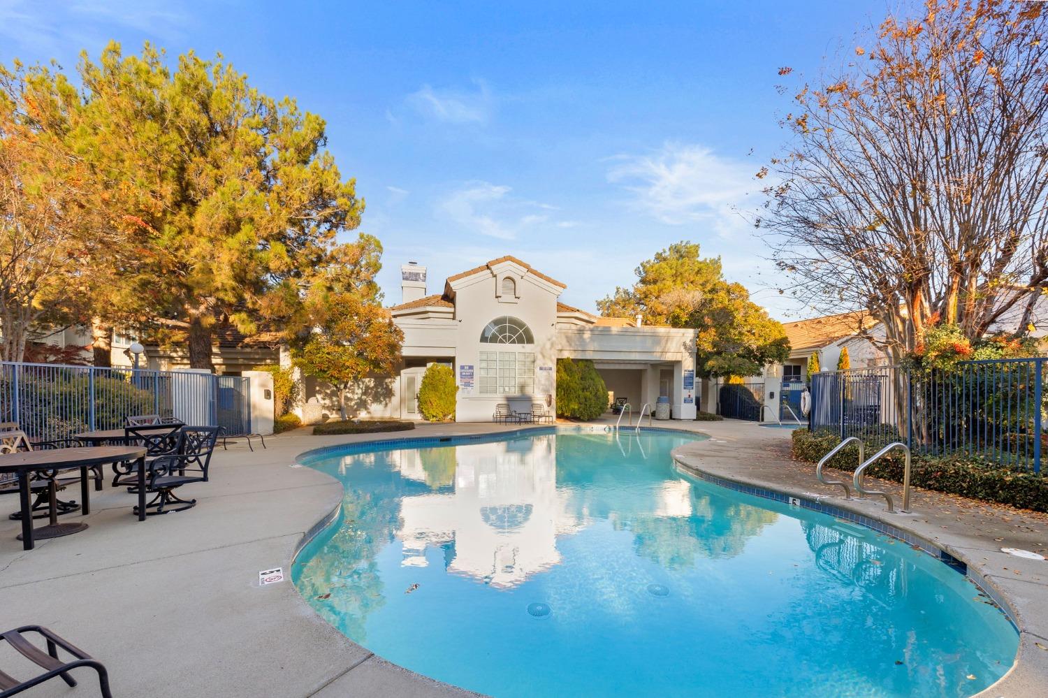 403 Beachcomber Drive 1020