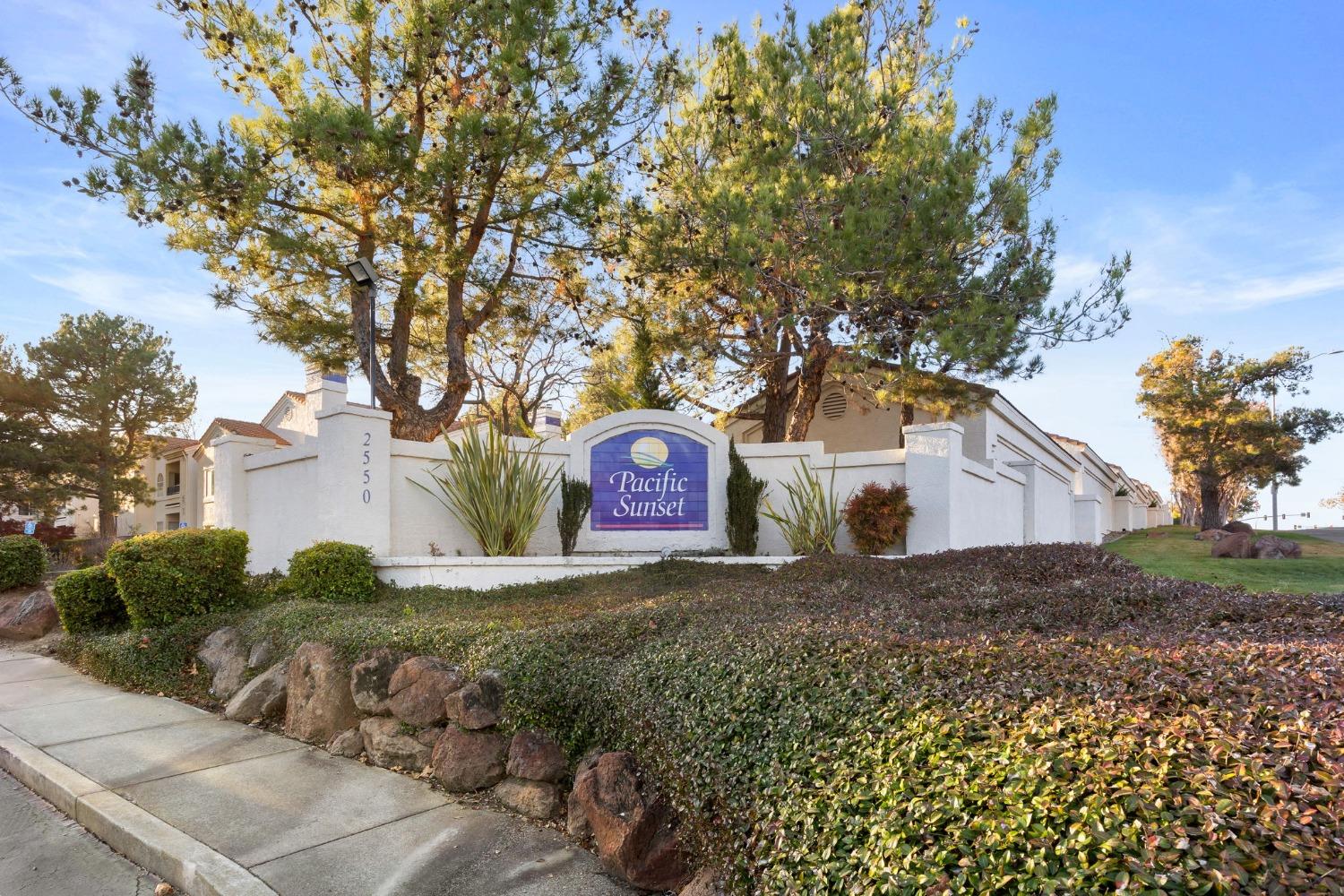 403 Beachcomber Drive 1020