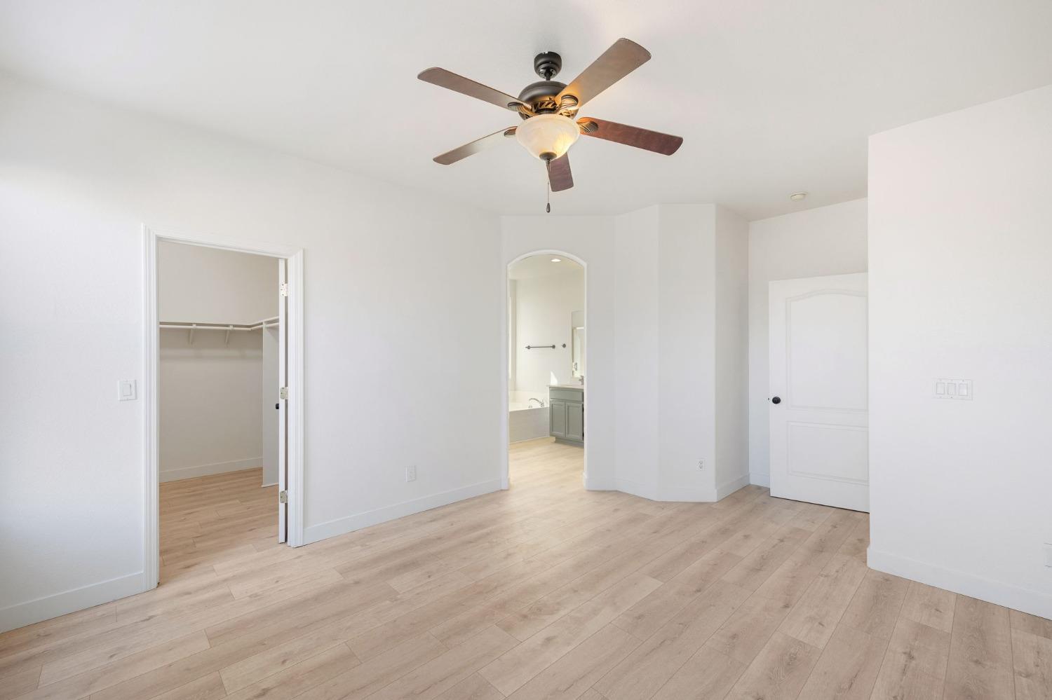 8420 Merry Hill Way