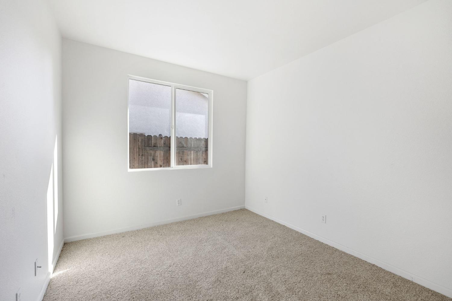 8420 Merry Hill Way
