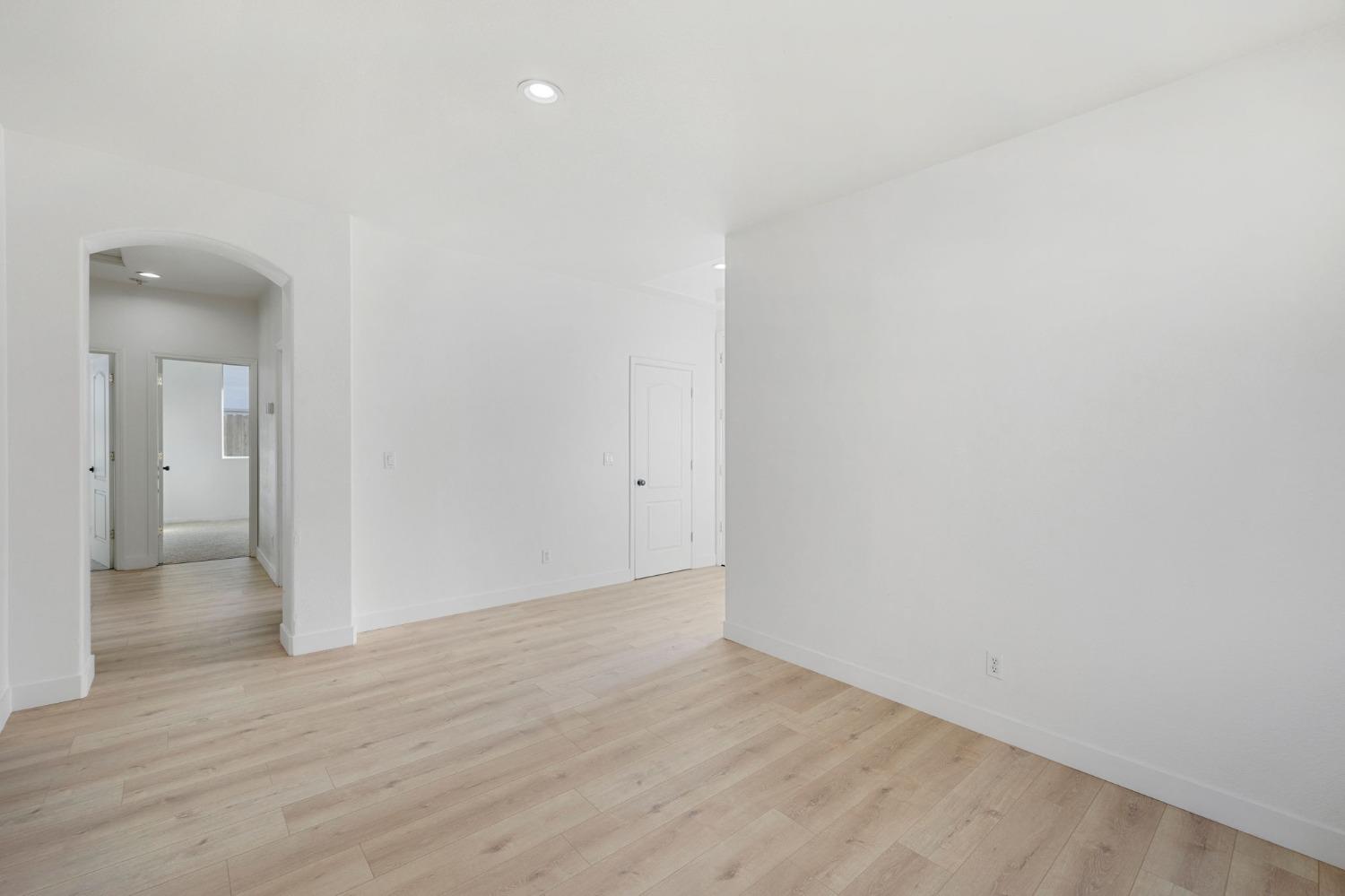8420 Merry Hill Way
