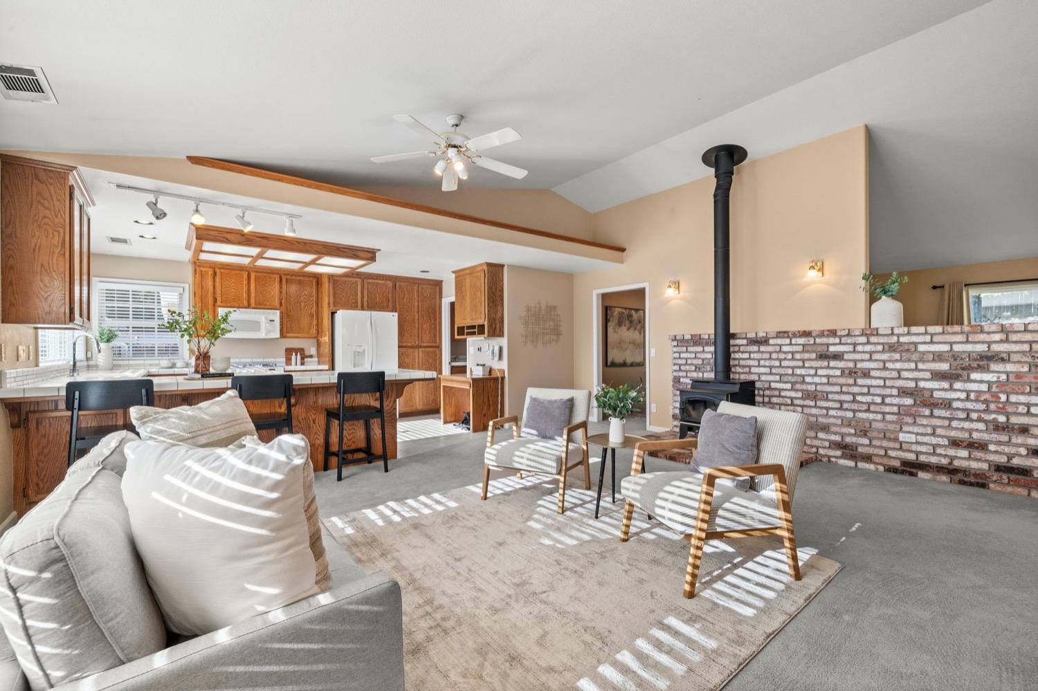 3287 Vista Del Mundo