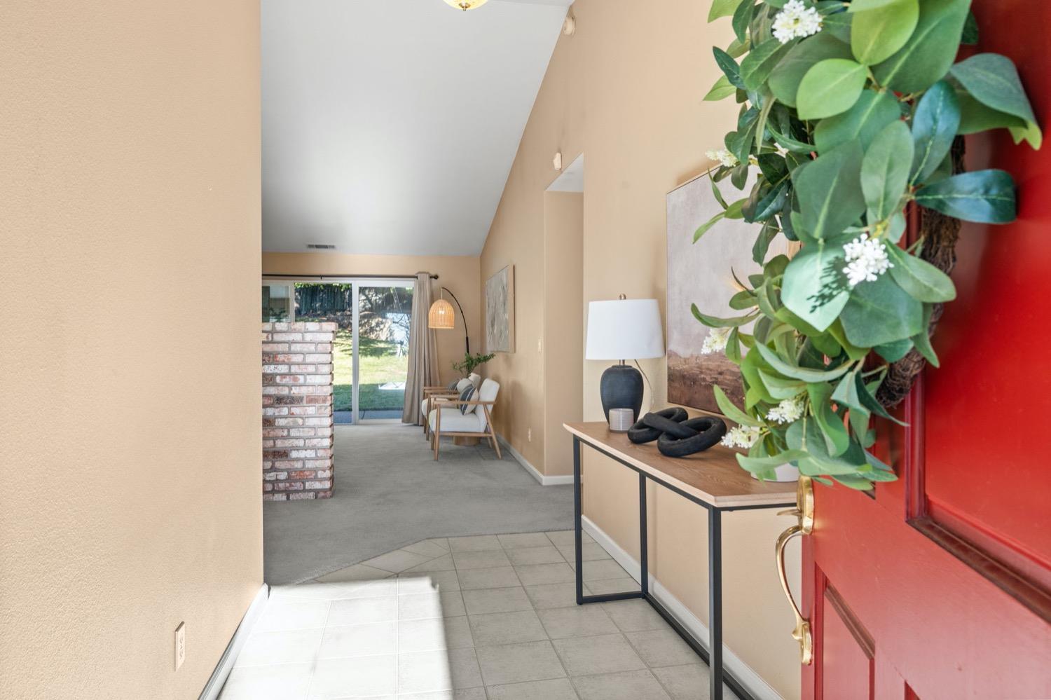 3287 Vista Del Mundo