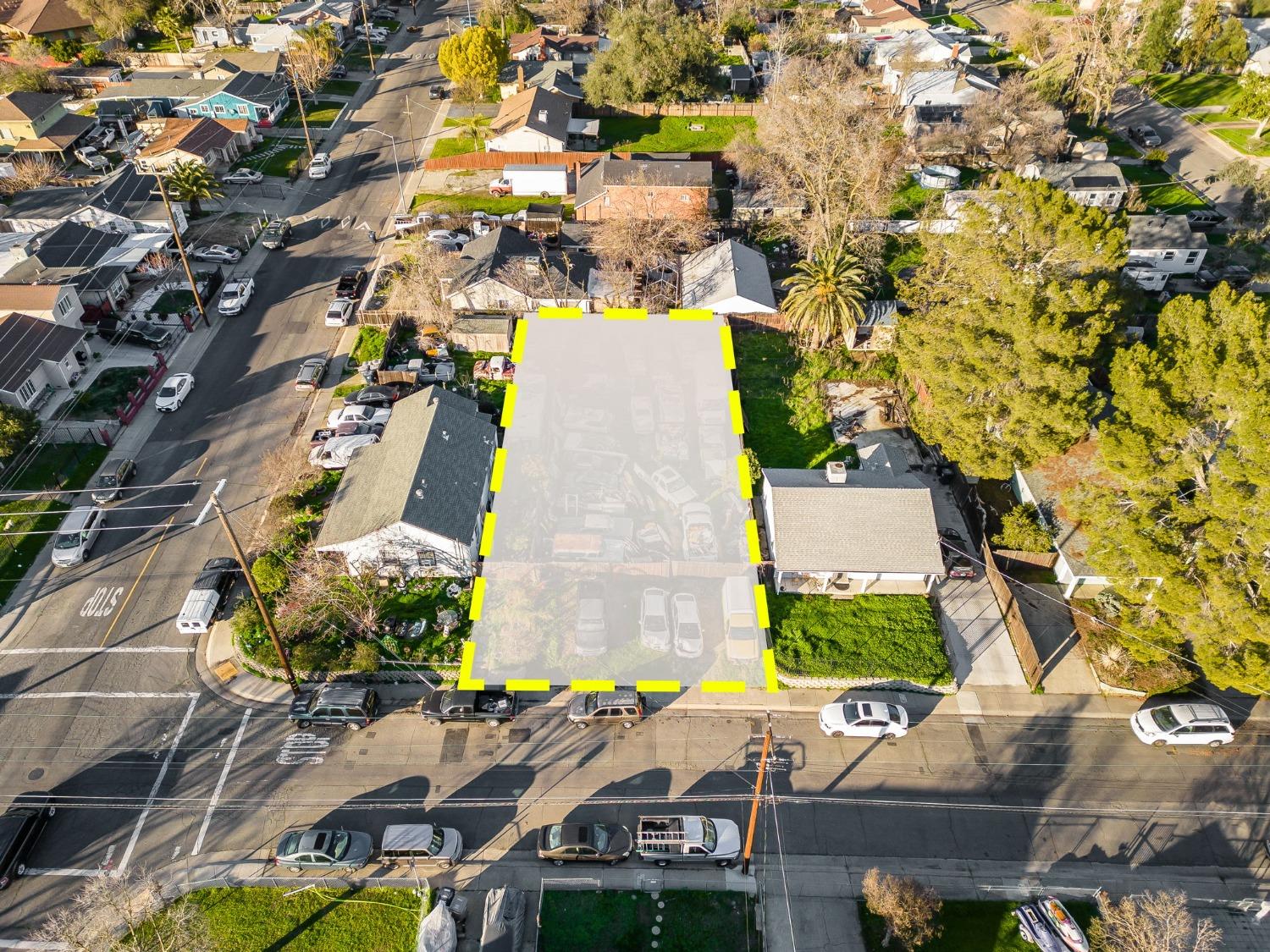 309 Lampasas Avenue