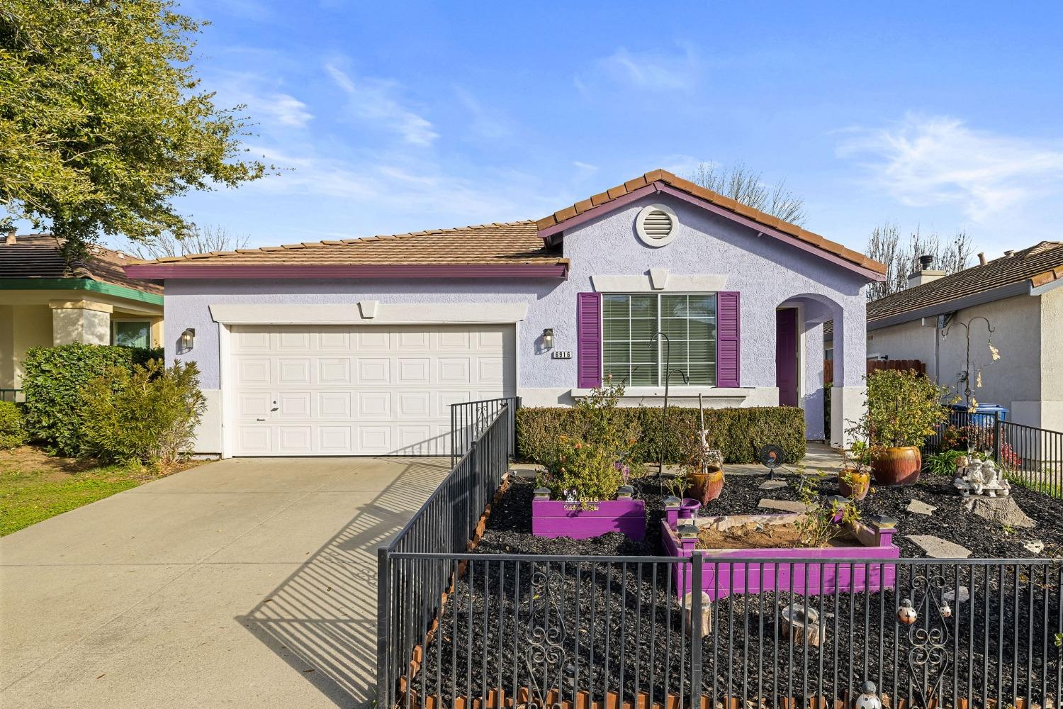 6916 Saddle Horse Way