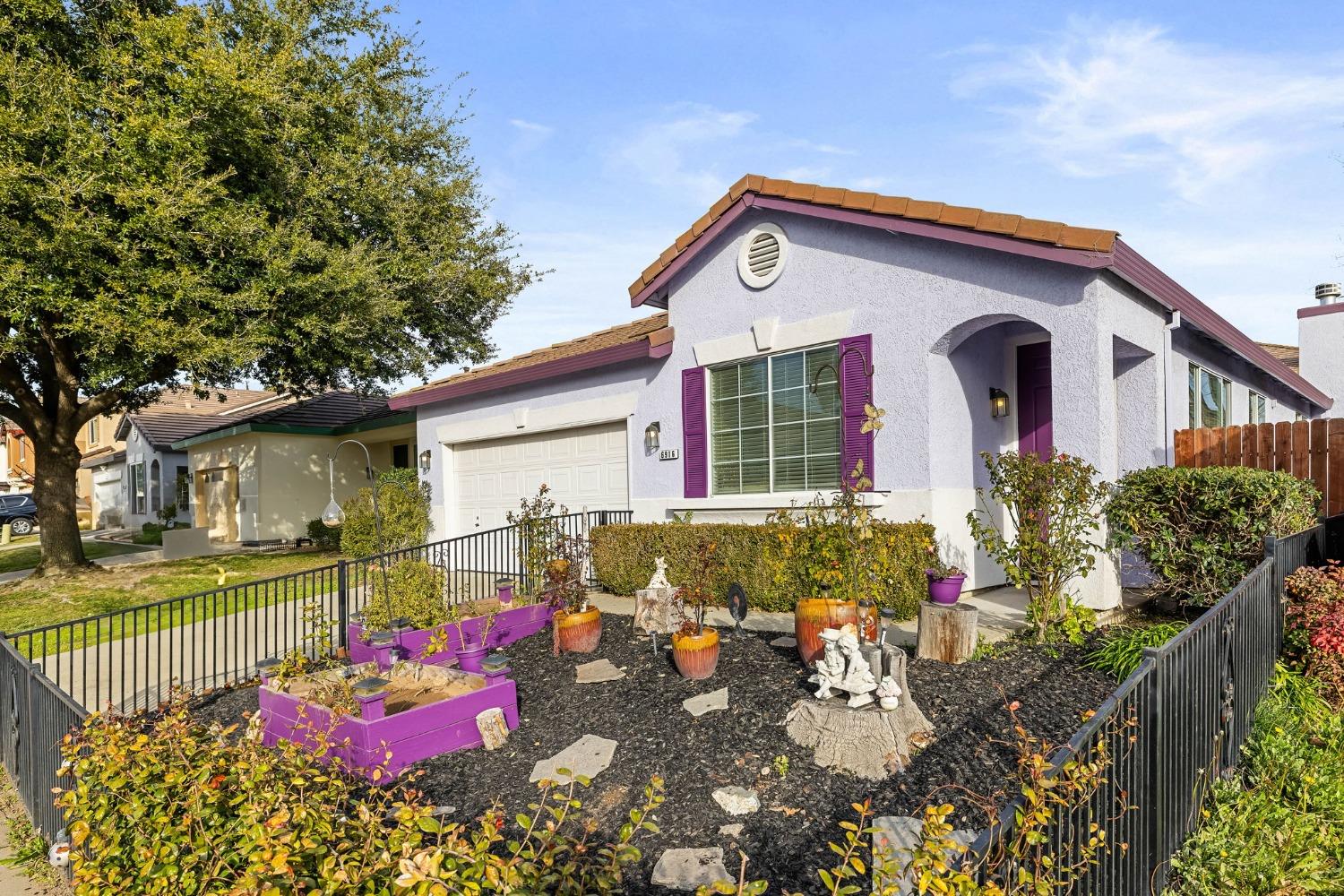 6916 Saddle Horse Way