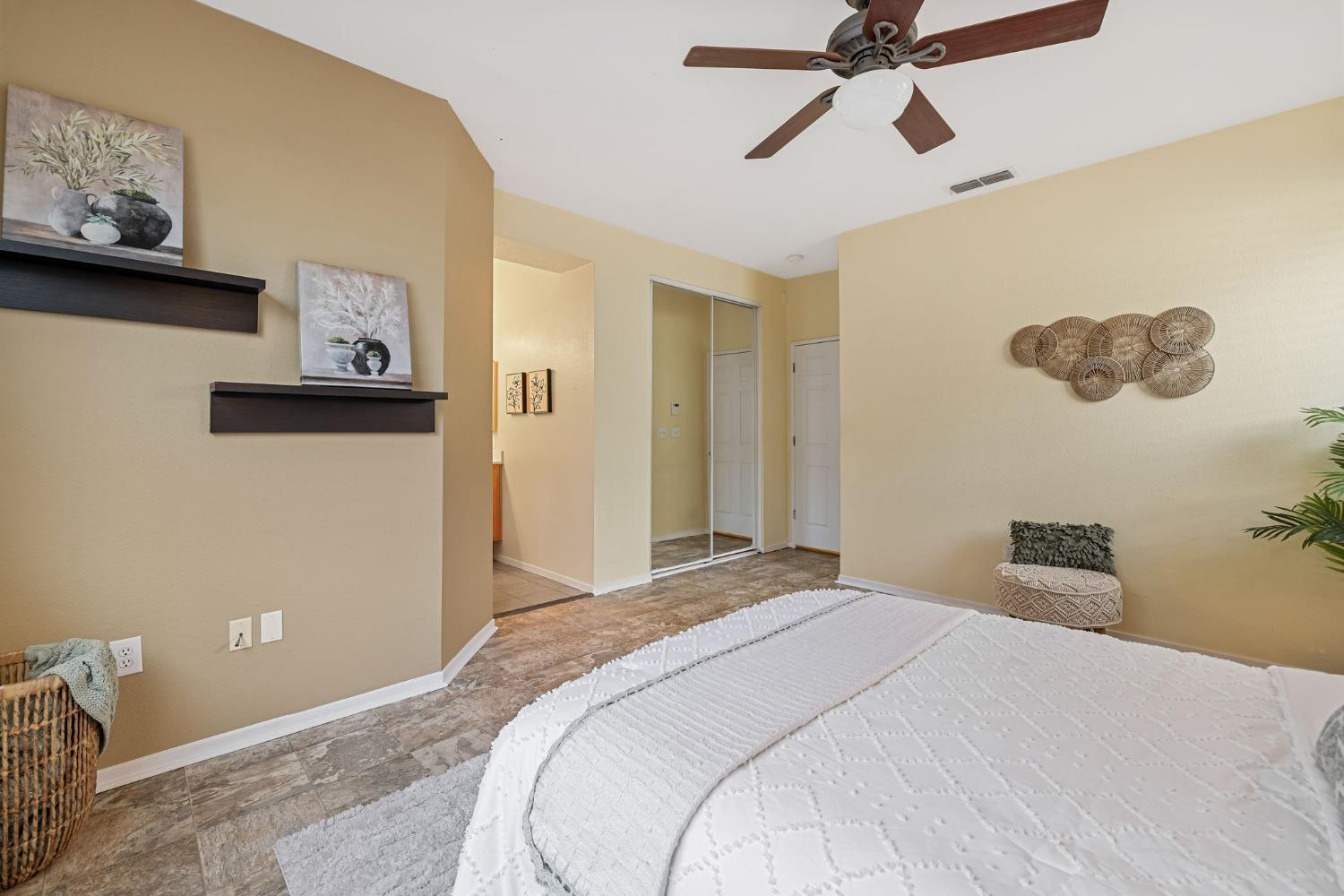 6916 Saddle Horse Way