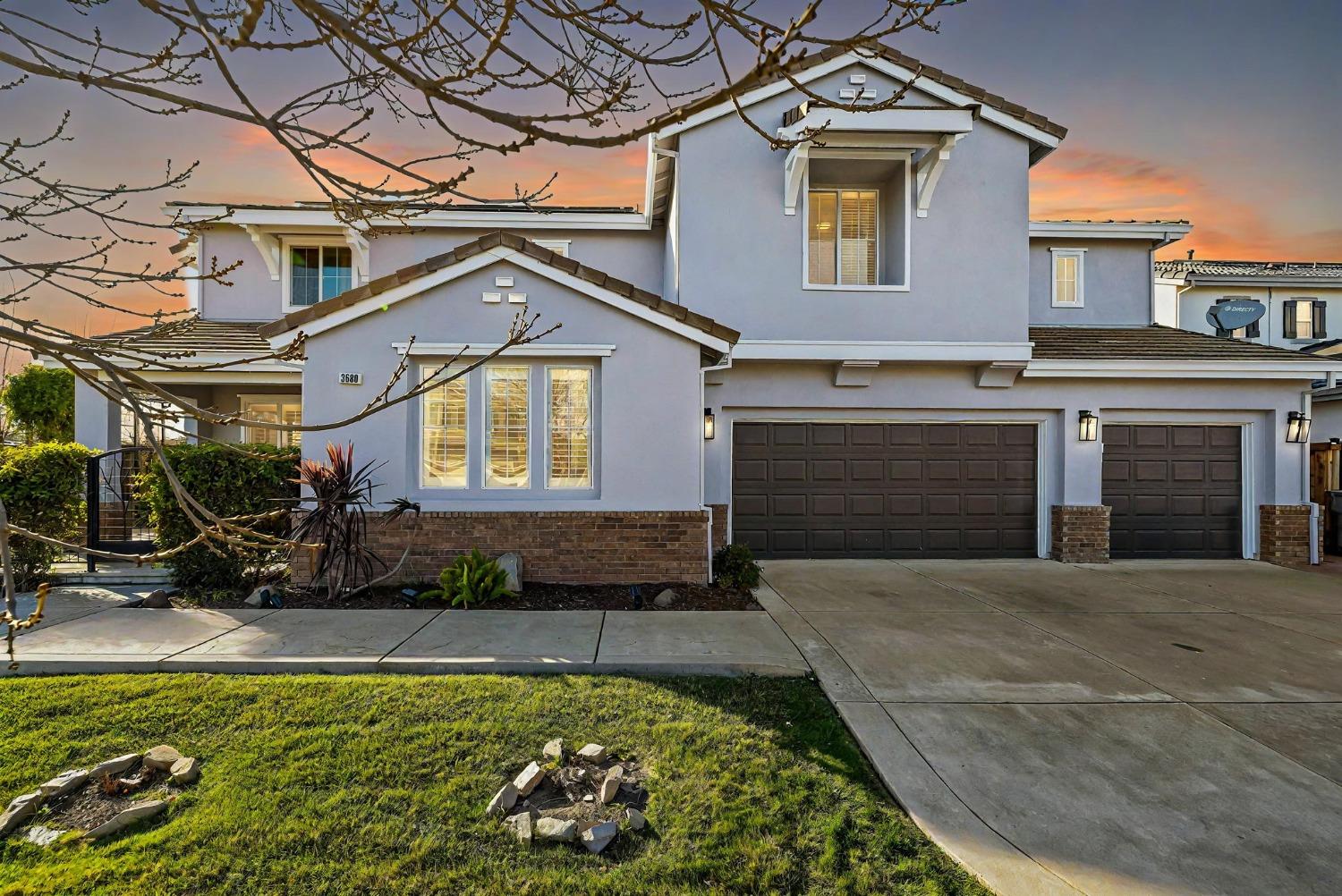 3680 Bass Street
