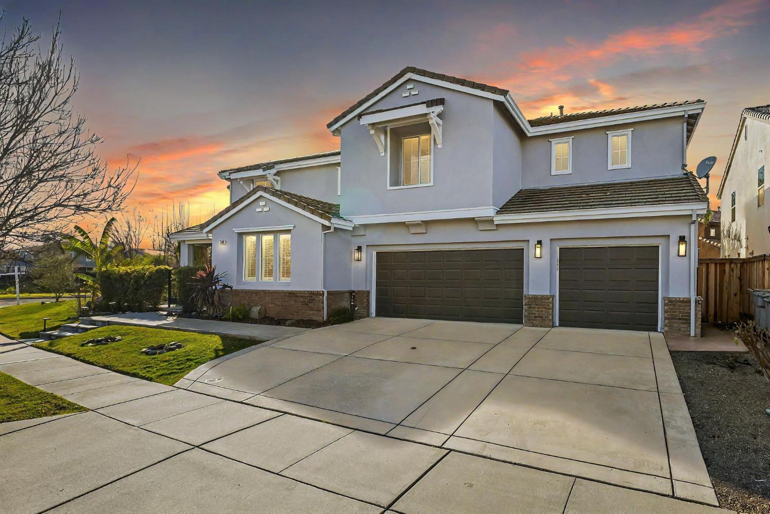 3680 Bass Street