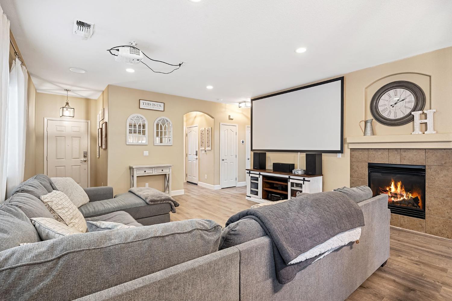 381 Rick Heinrich Circle