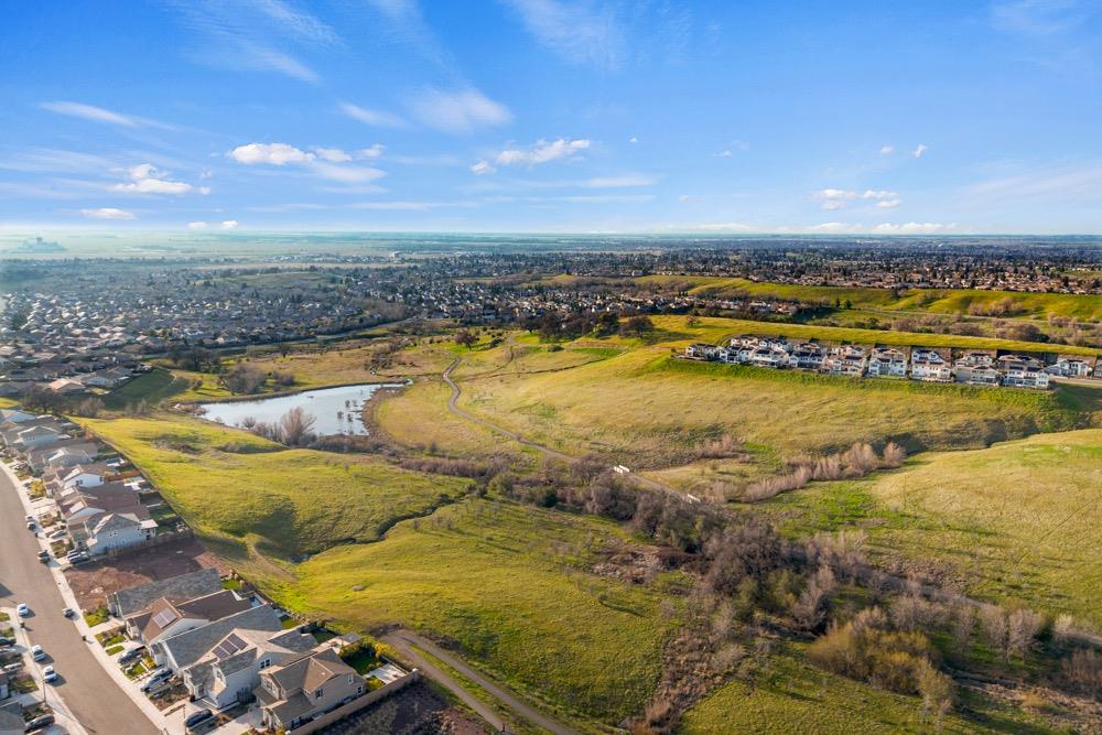 410 Confederation Court