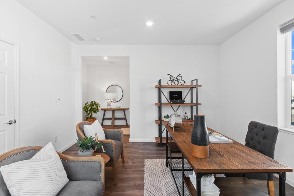 410 Confederation Court