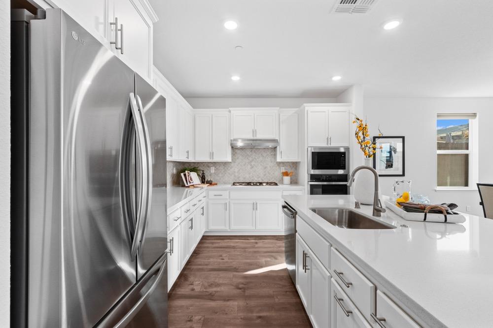 410 Confederation Court