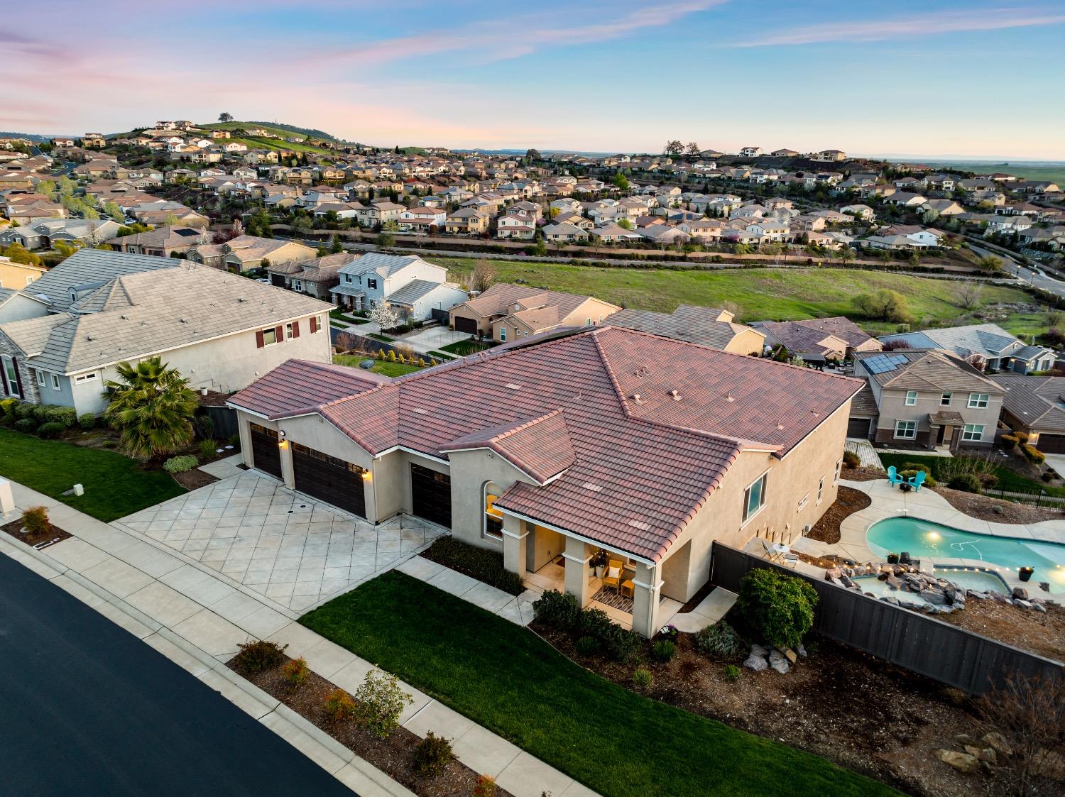 2650 Cobble Rock Way