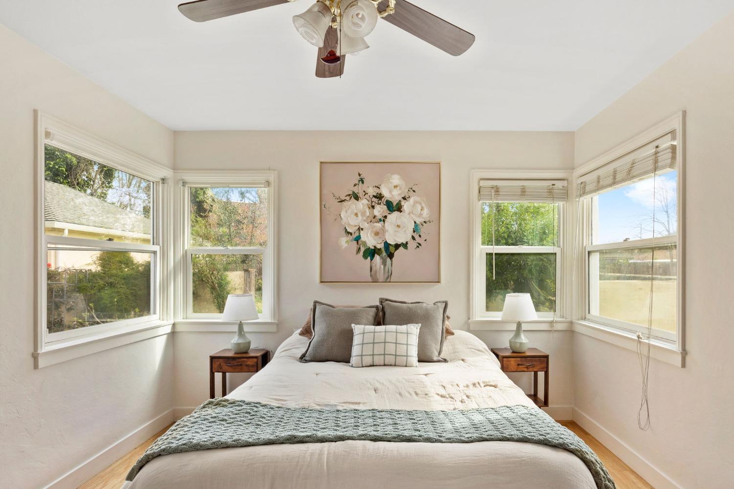 1676 Arcade Boulevard