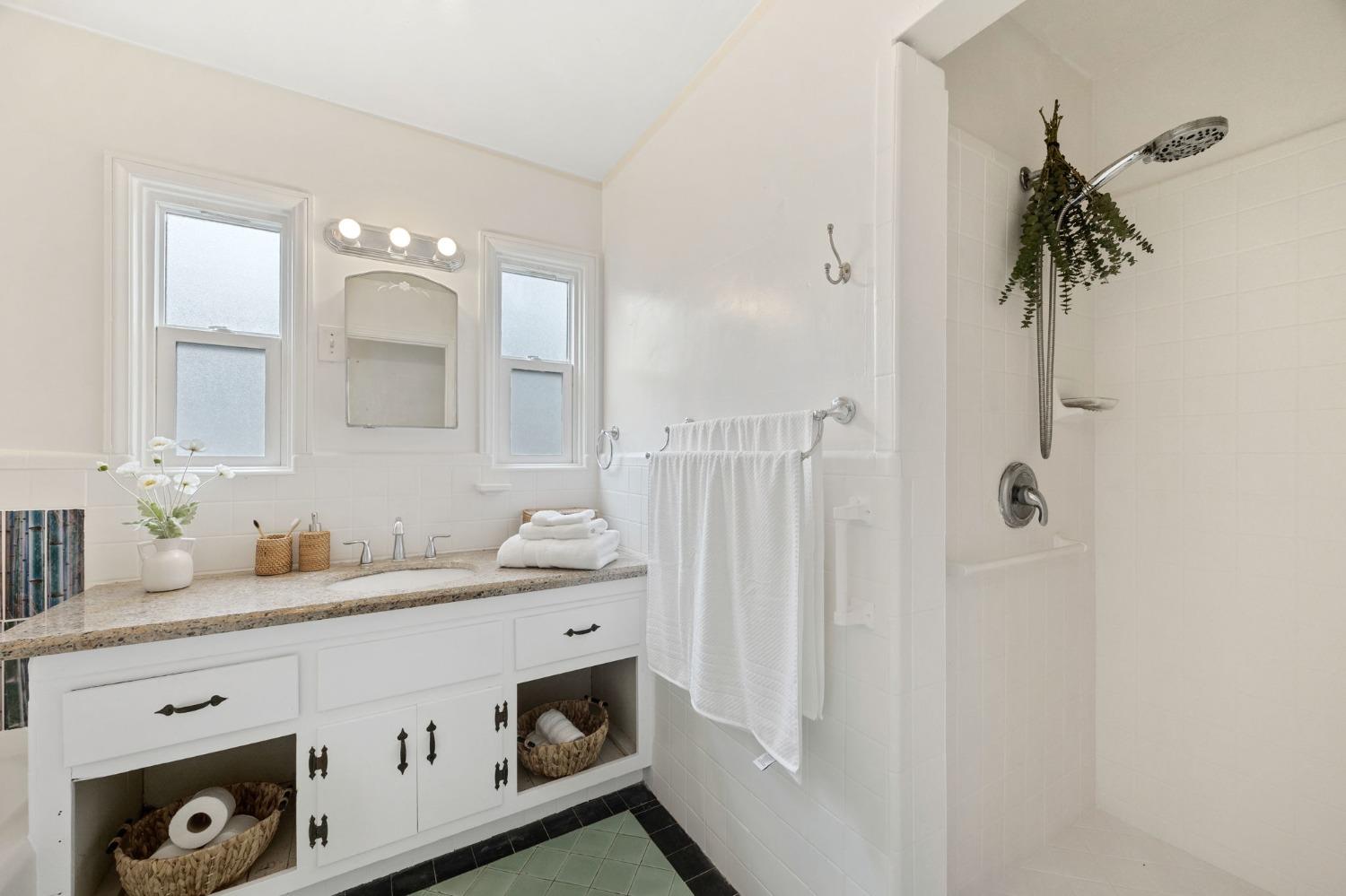 1676 Arcade Boulevard