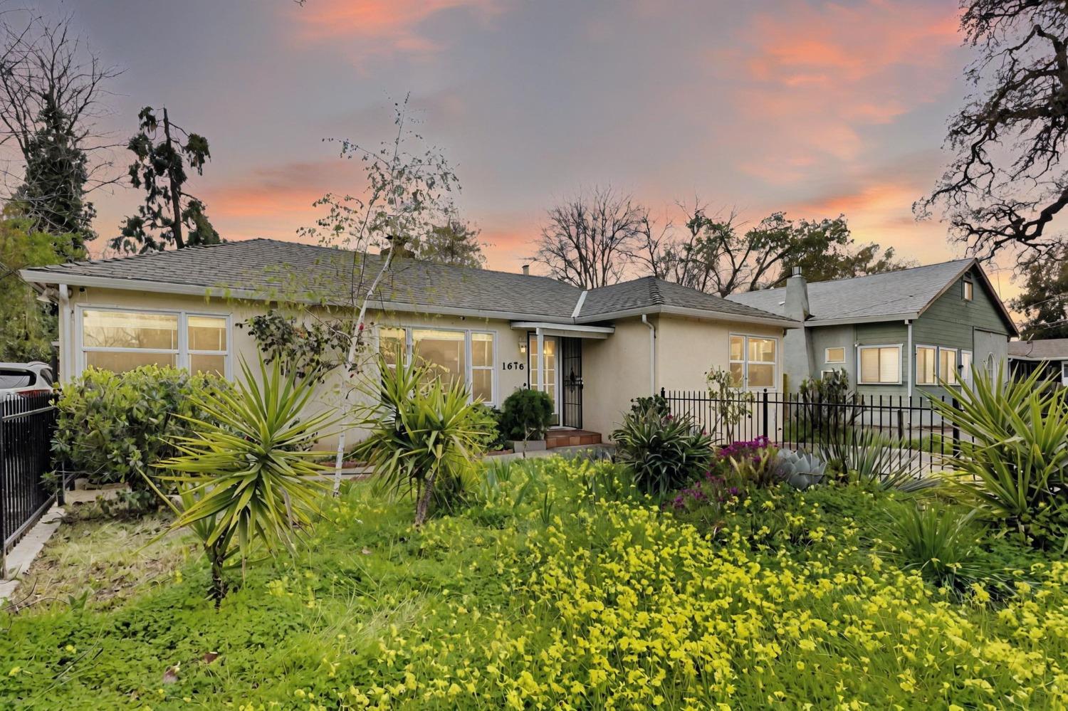 1676 Arcade Boulevard