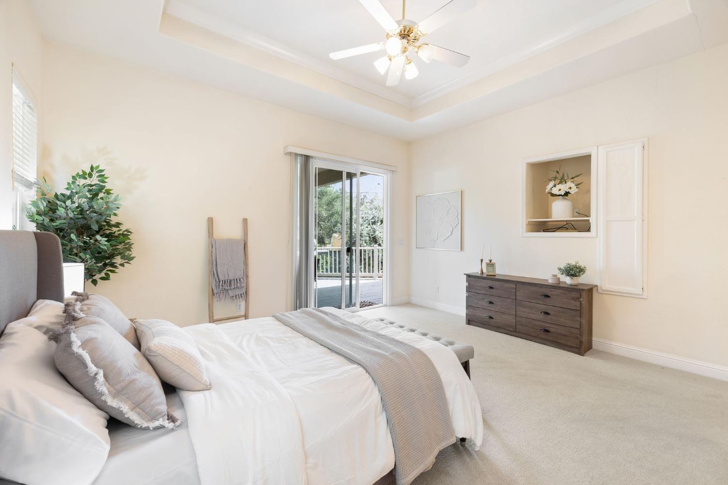 8141 E Carriage Lane