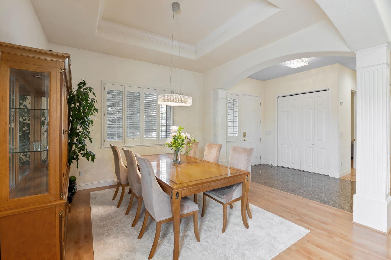 8141 E Carriage Lane