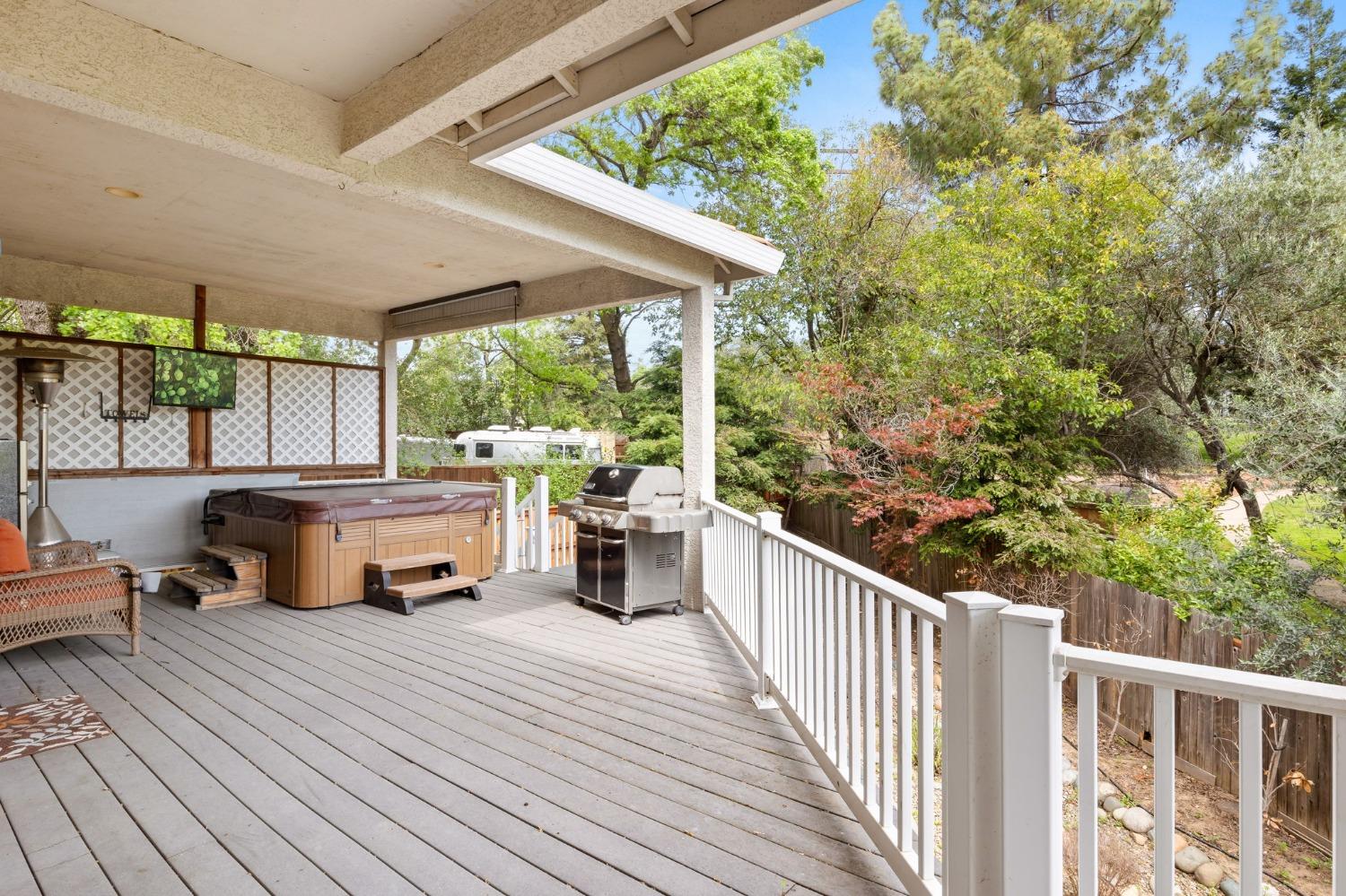 8141 E Carriage Lane