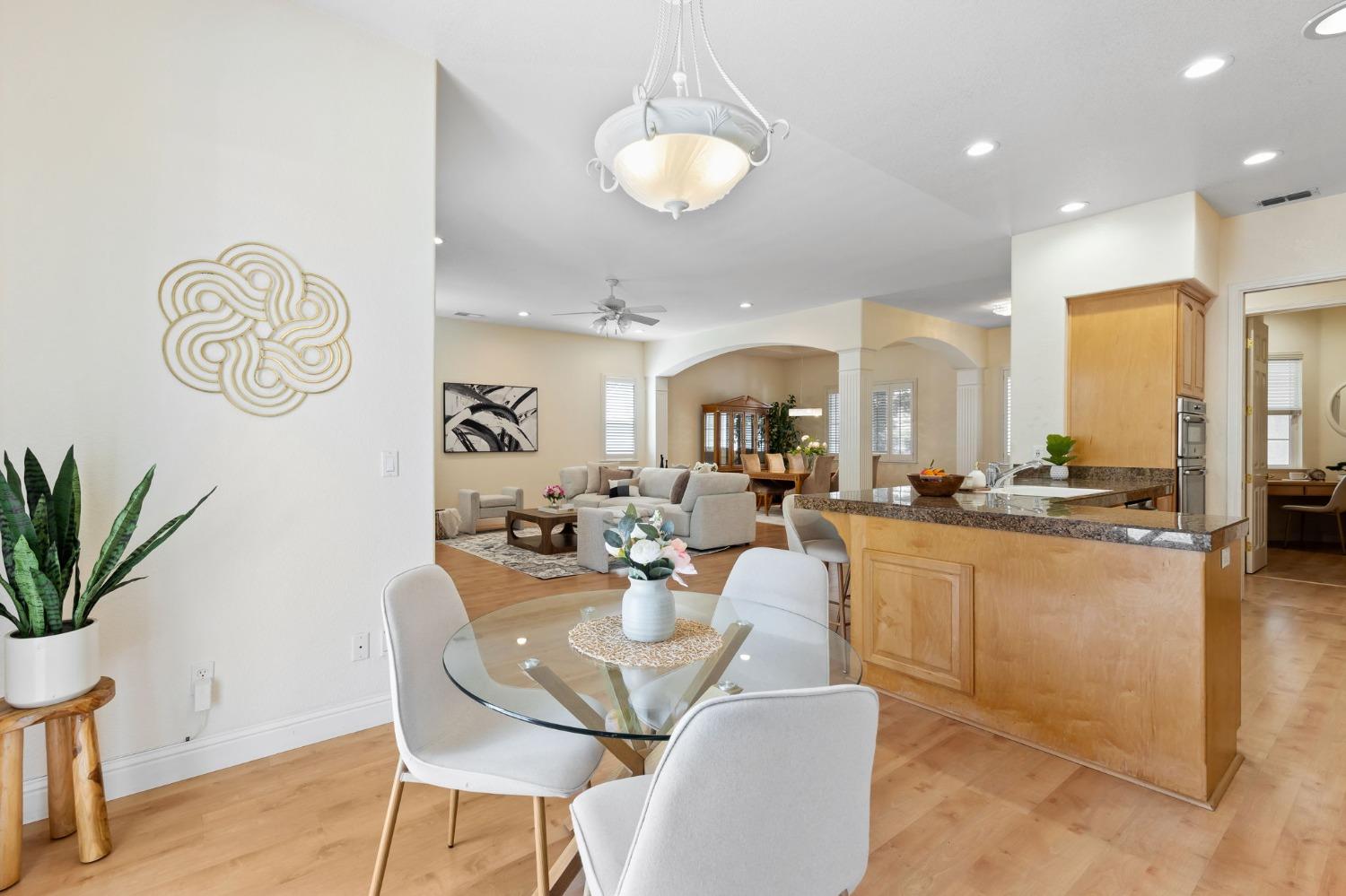 8141 E Carriage Lane