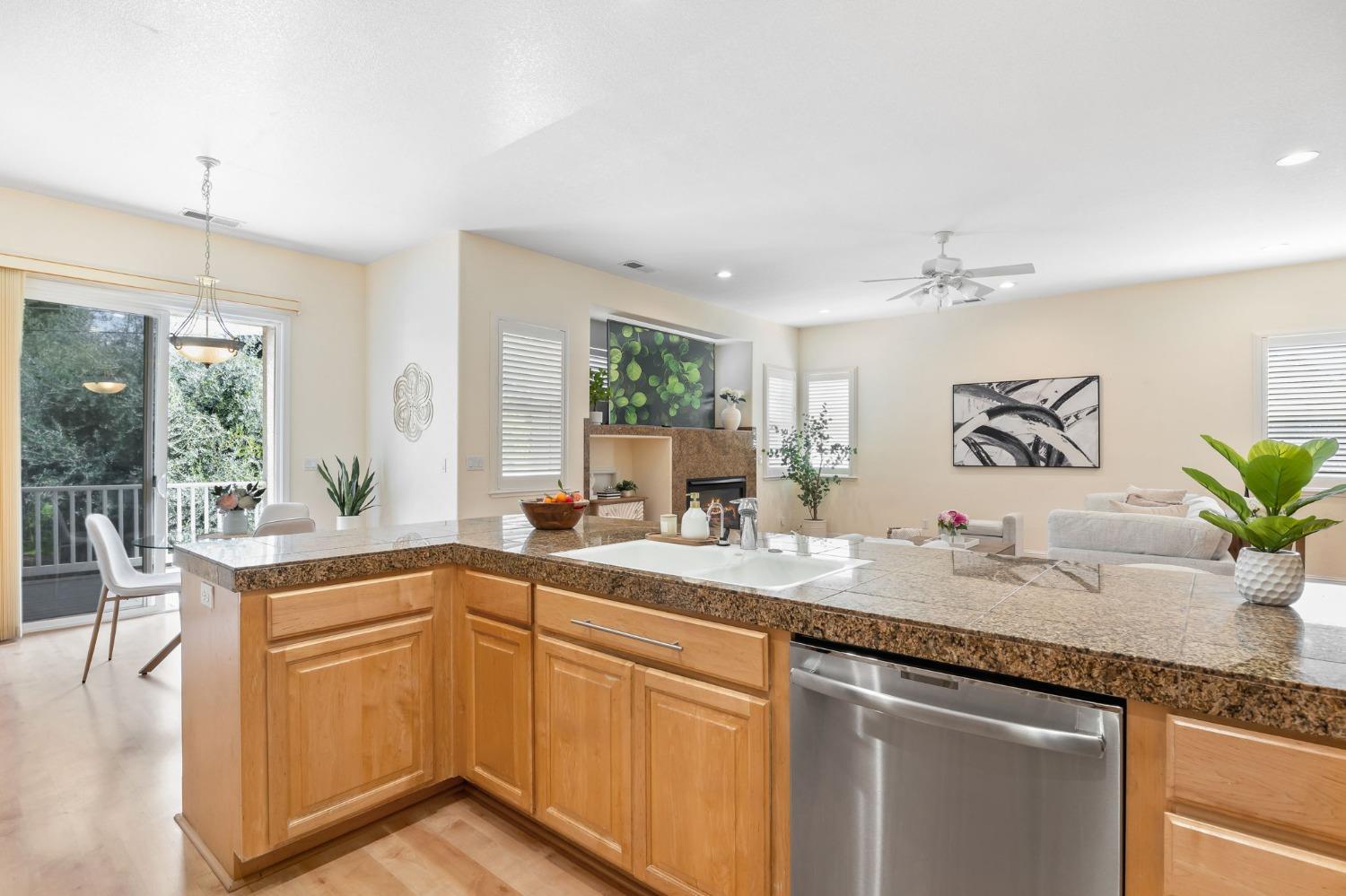 8141 E Carriage Lane