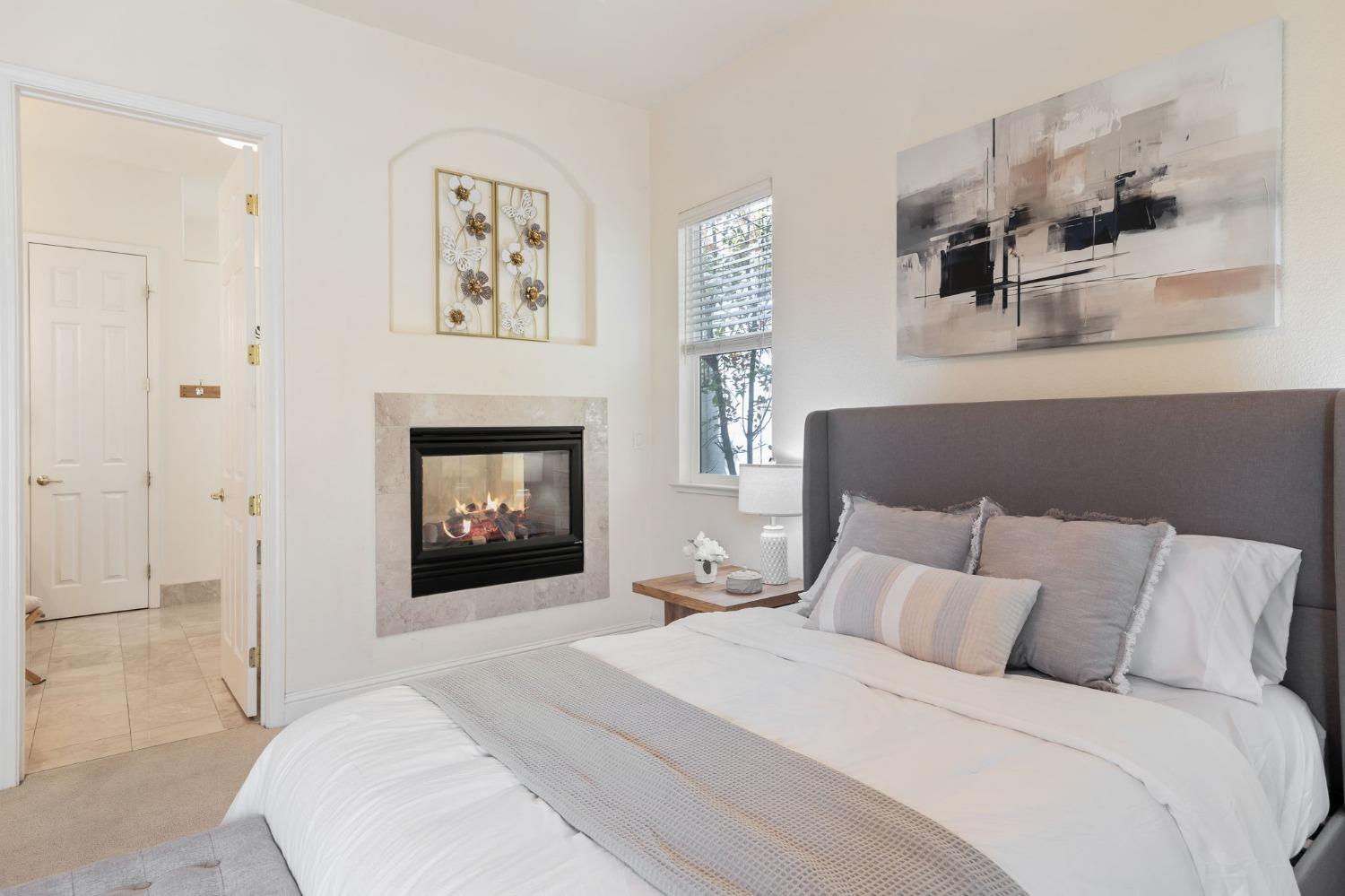 8141 E Carriage Lane