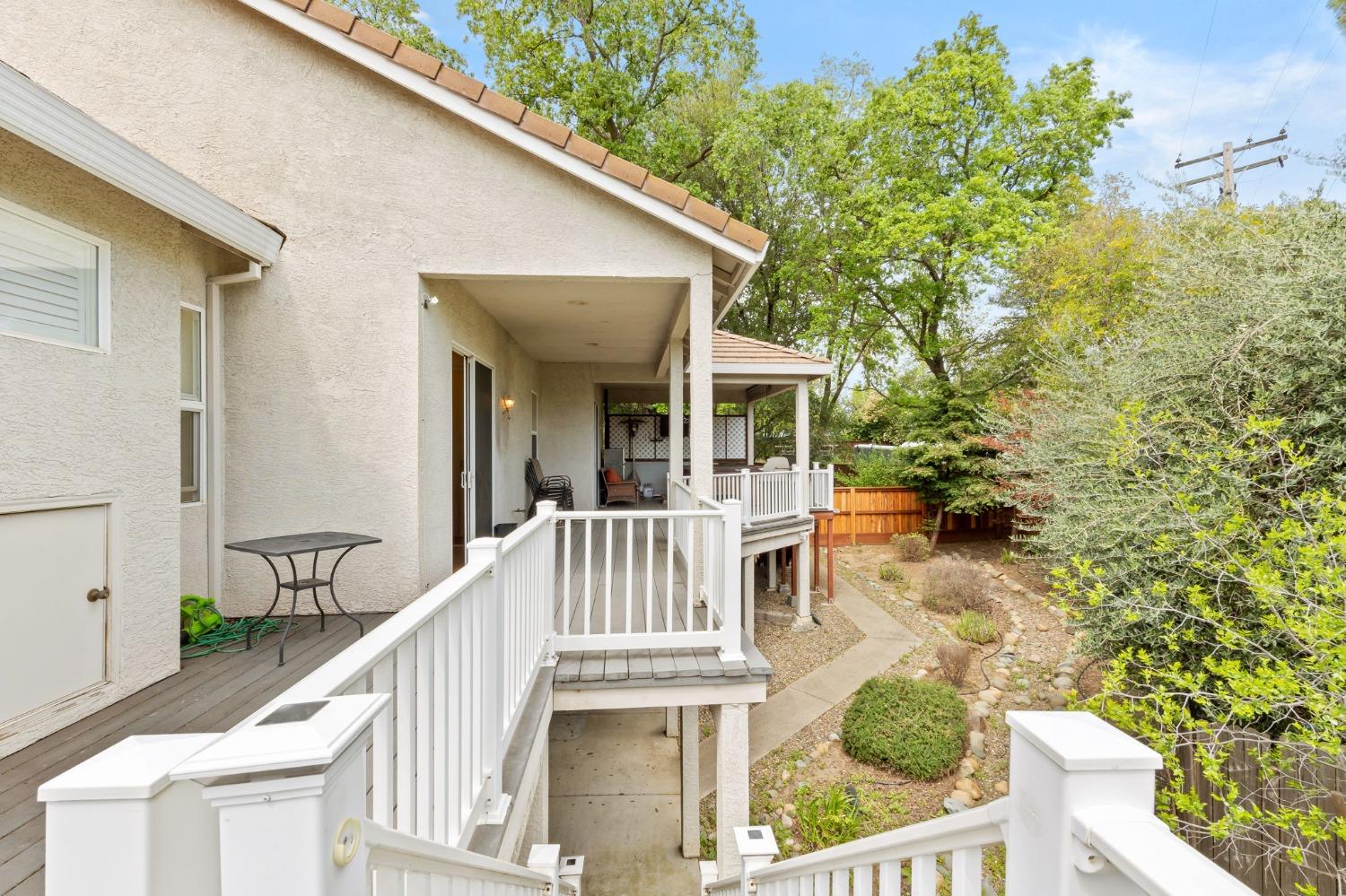 8141 E Carriage Lane