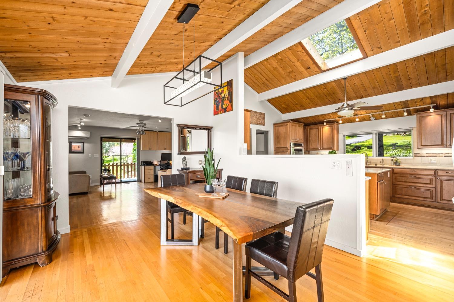 7649 Crystal Boulevard