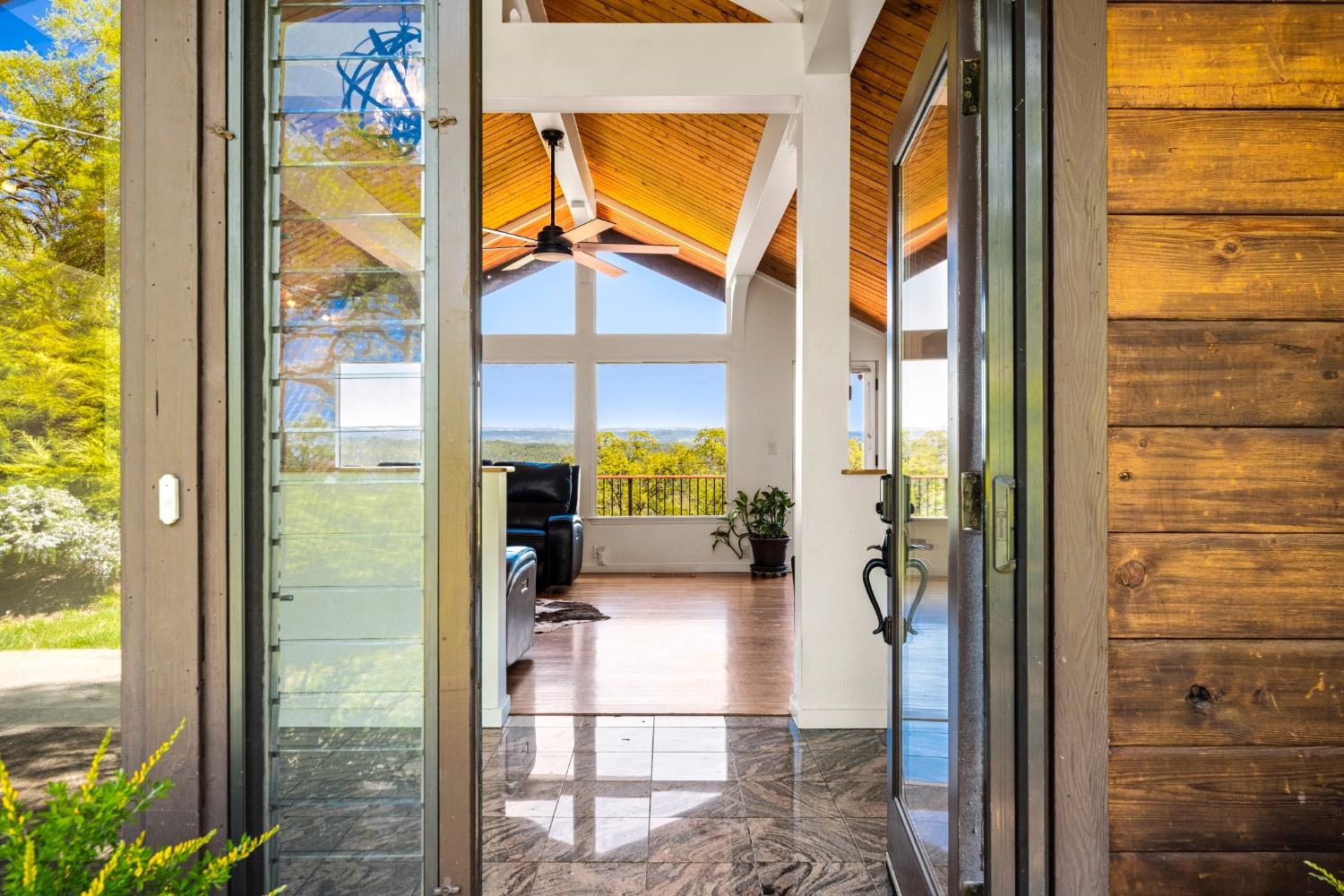 7649 Crystal Boulevard