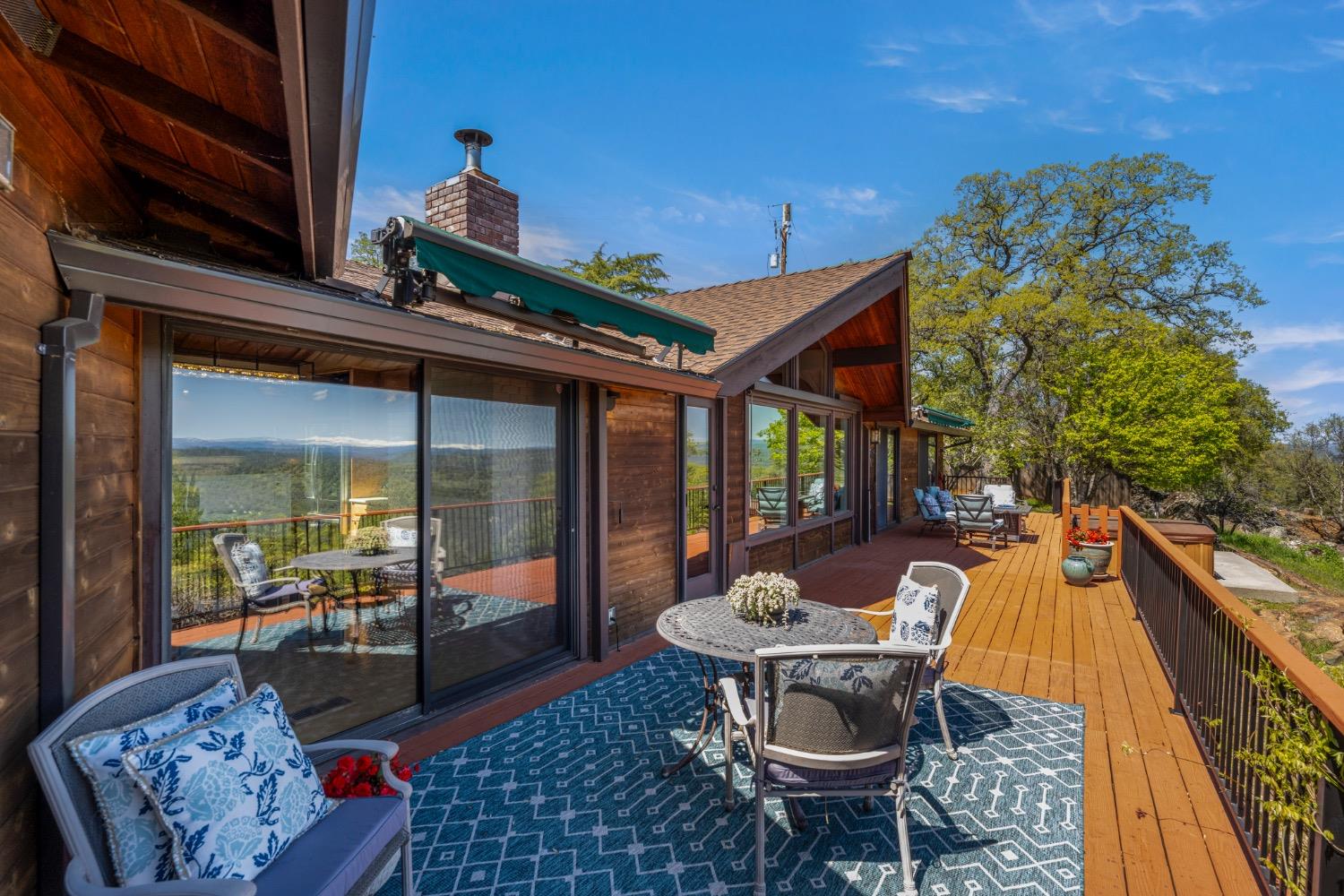 7649 Crystal Boulevard