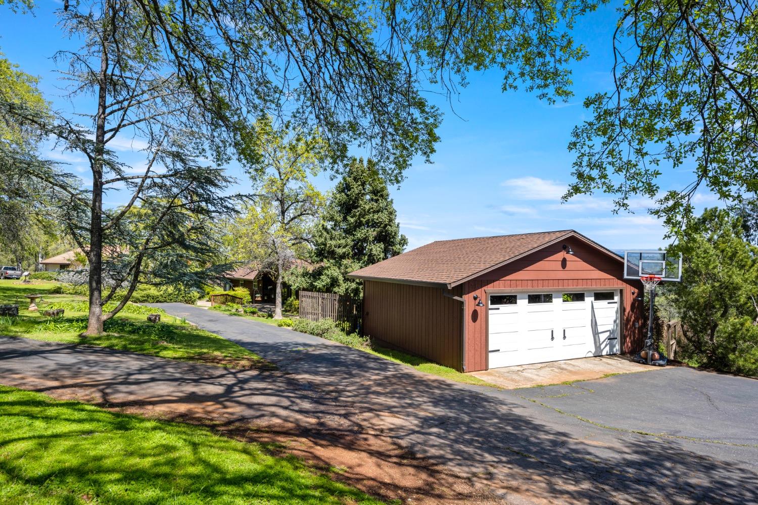 7649 Crystal Boulevard