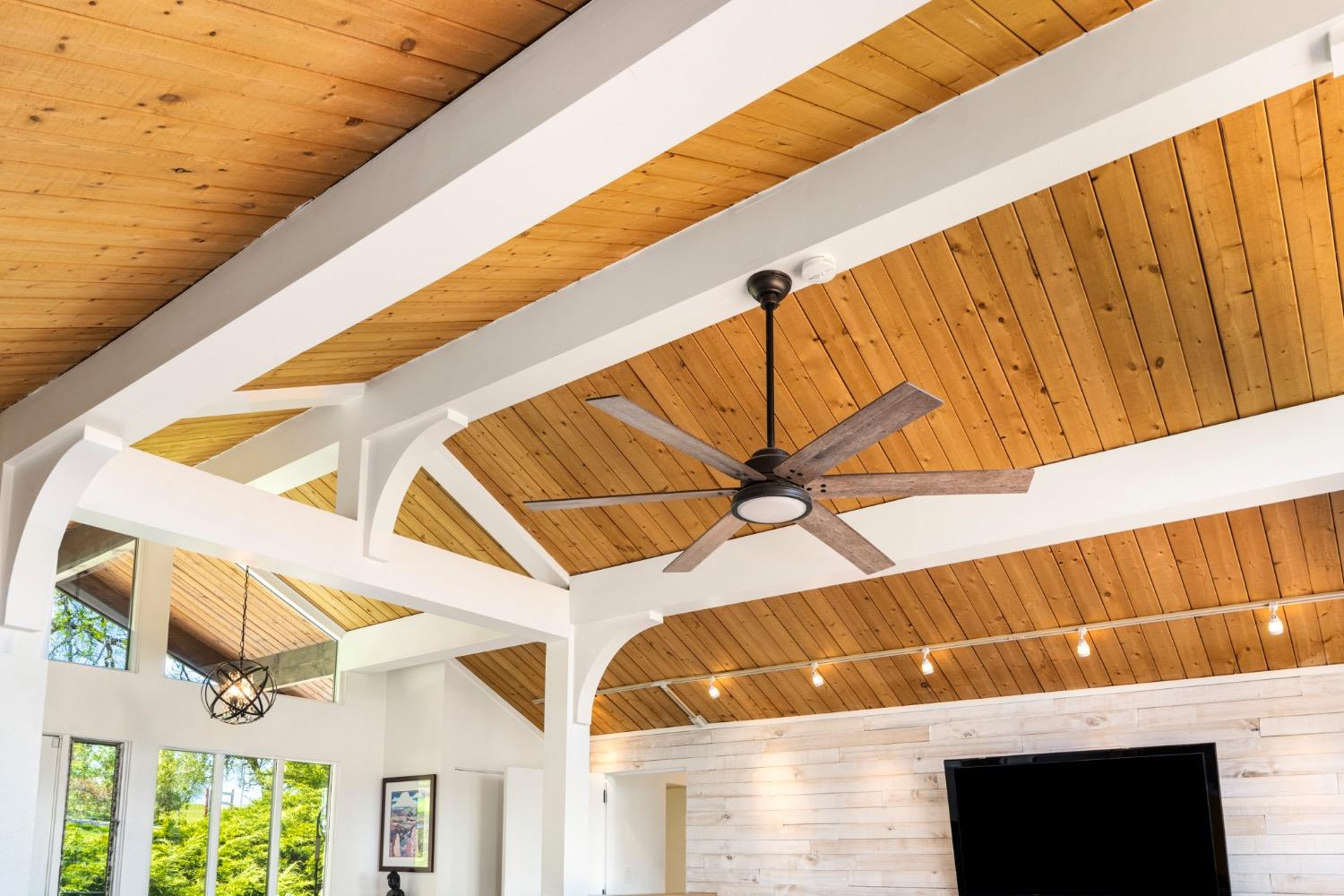 7649 Crystal Boulevard