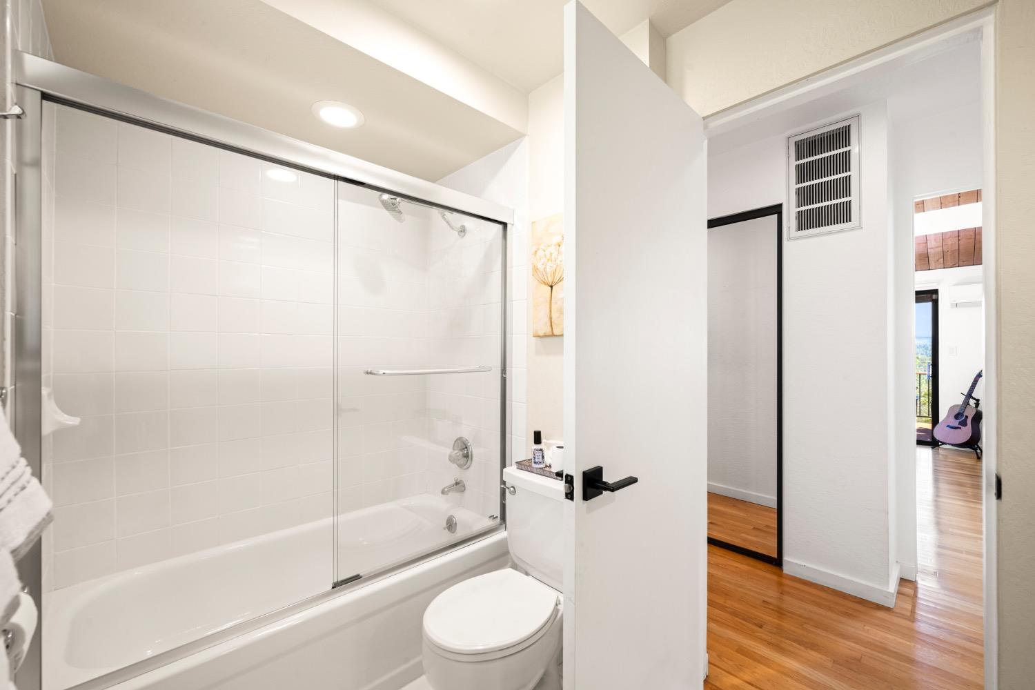 7649 Crystal Boulevard