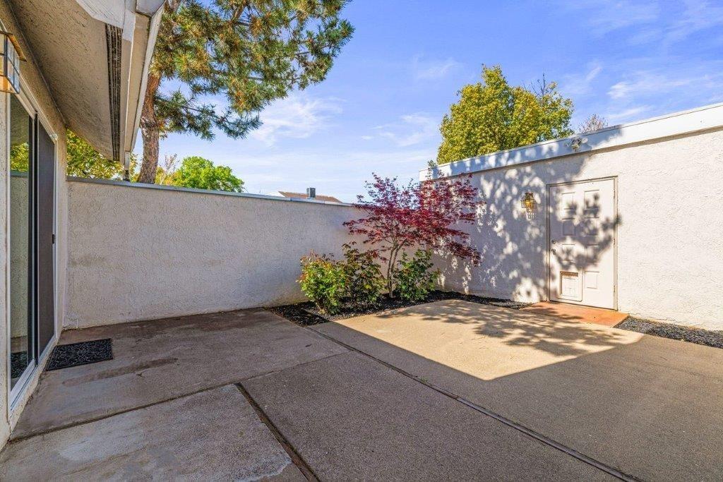 5871 sperry Drive