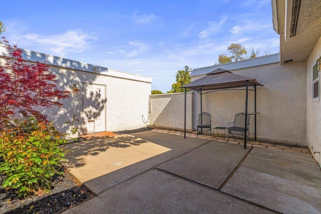 5871 sperry Drive