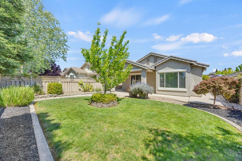 2212 Pebblestone Lane