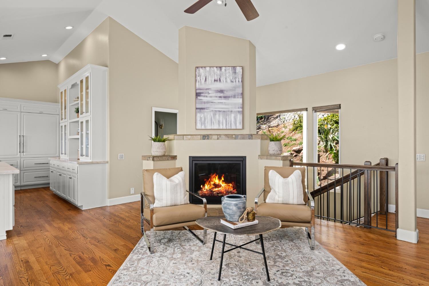 7772 Lakeshore Drive