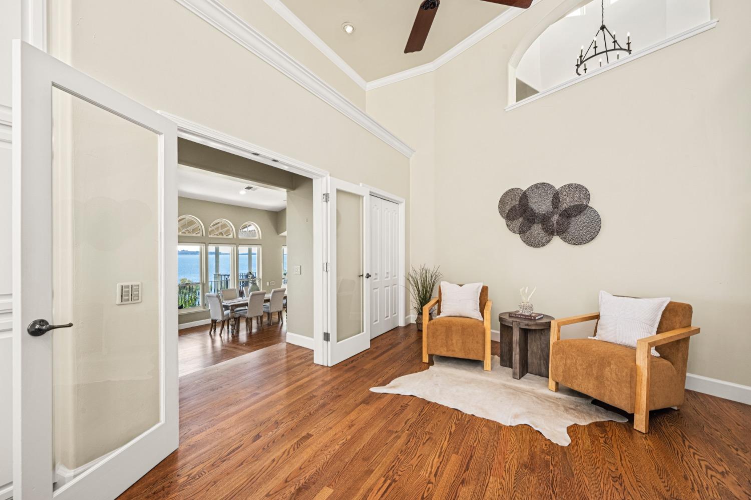 7772 Lakeshore Drive