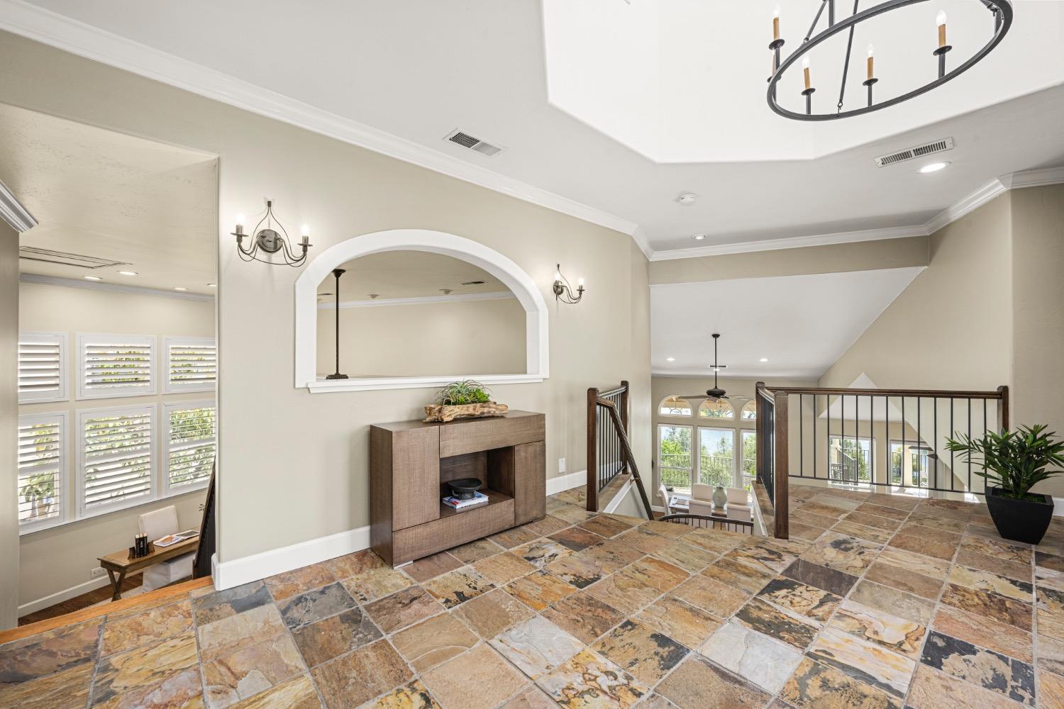 7772 Lakeshore Drive