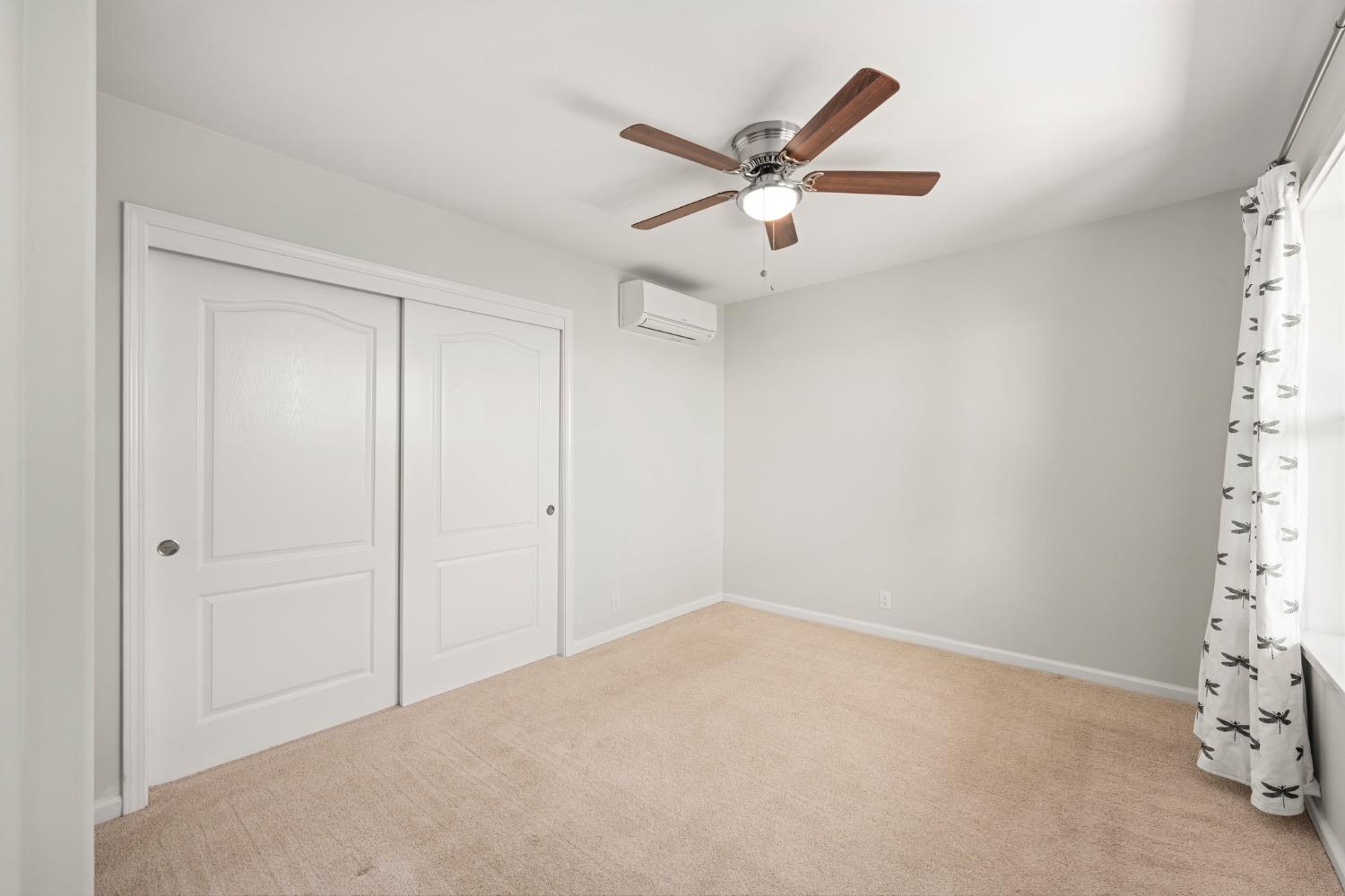 7772 Lakeshore Drive