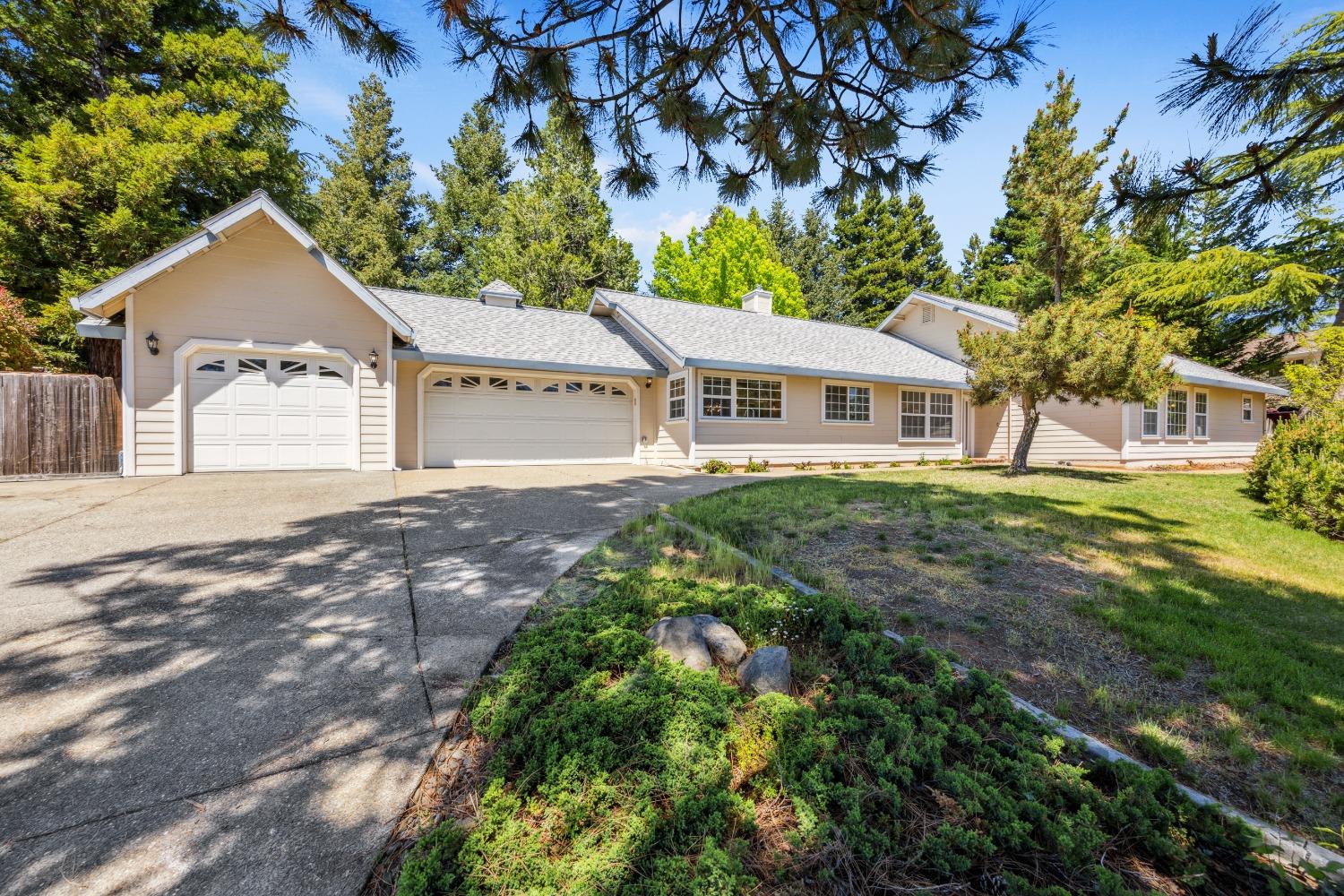 3255 Vista Del Mundo