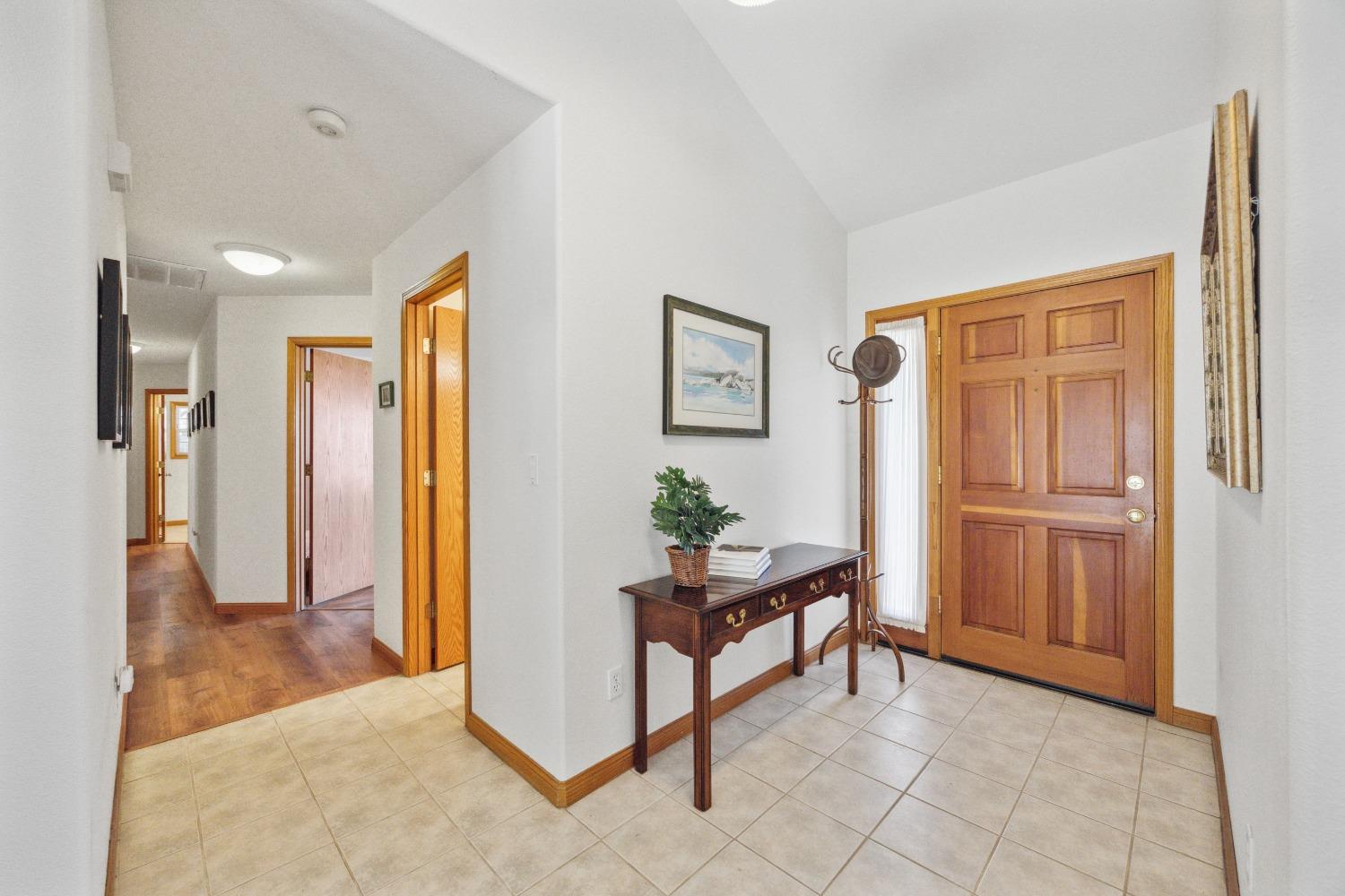 3255 Vista Del Mundo