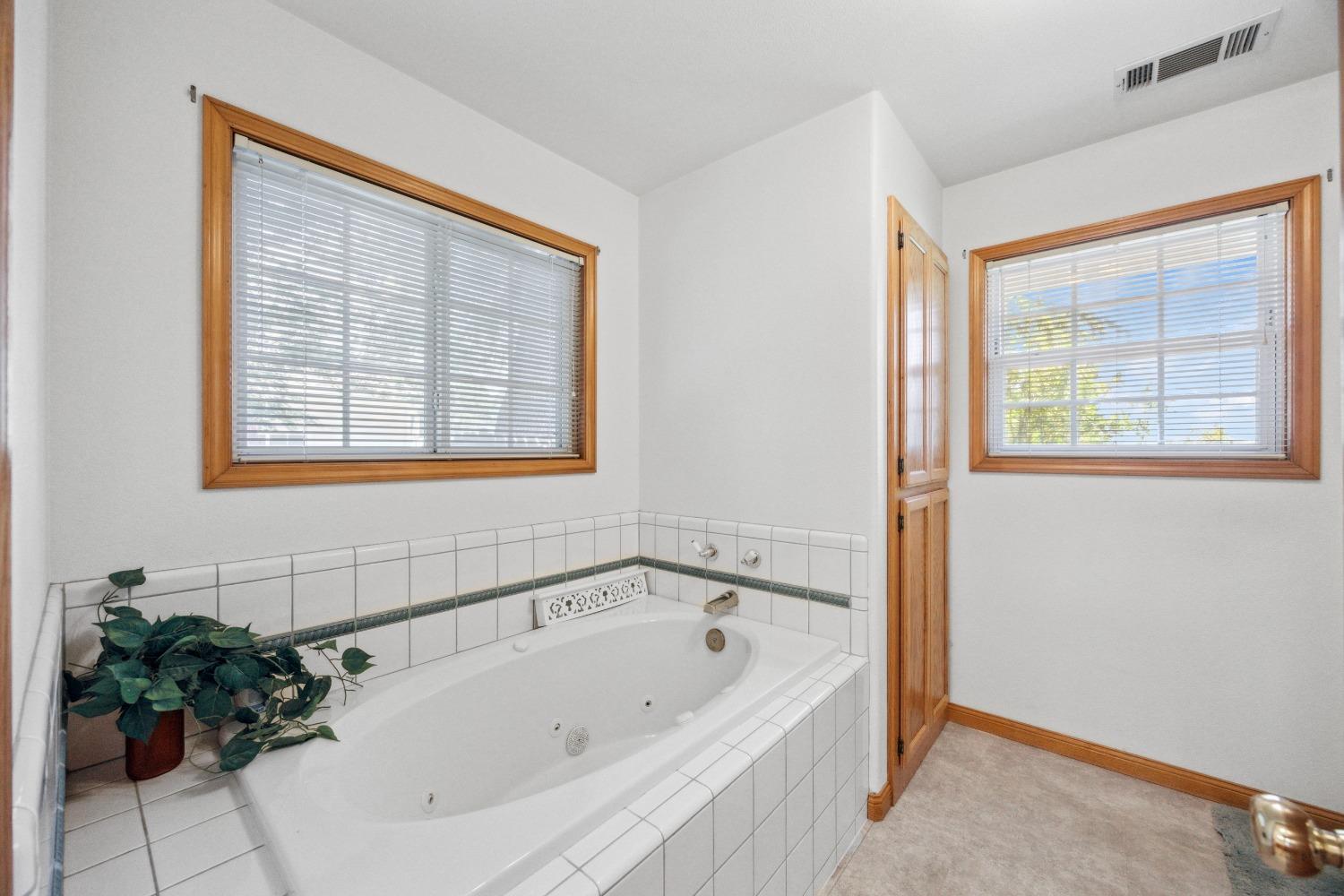 3255 Vista Del Mundo